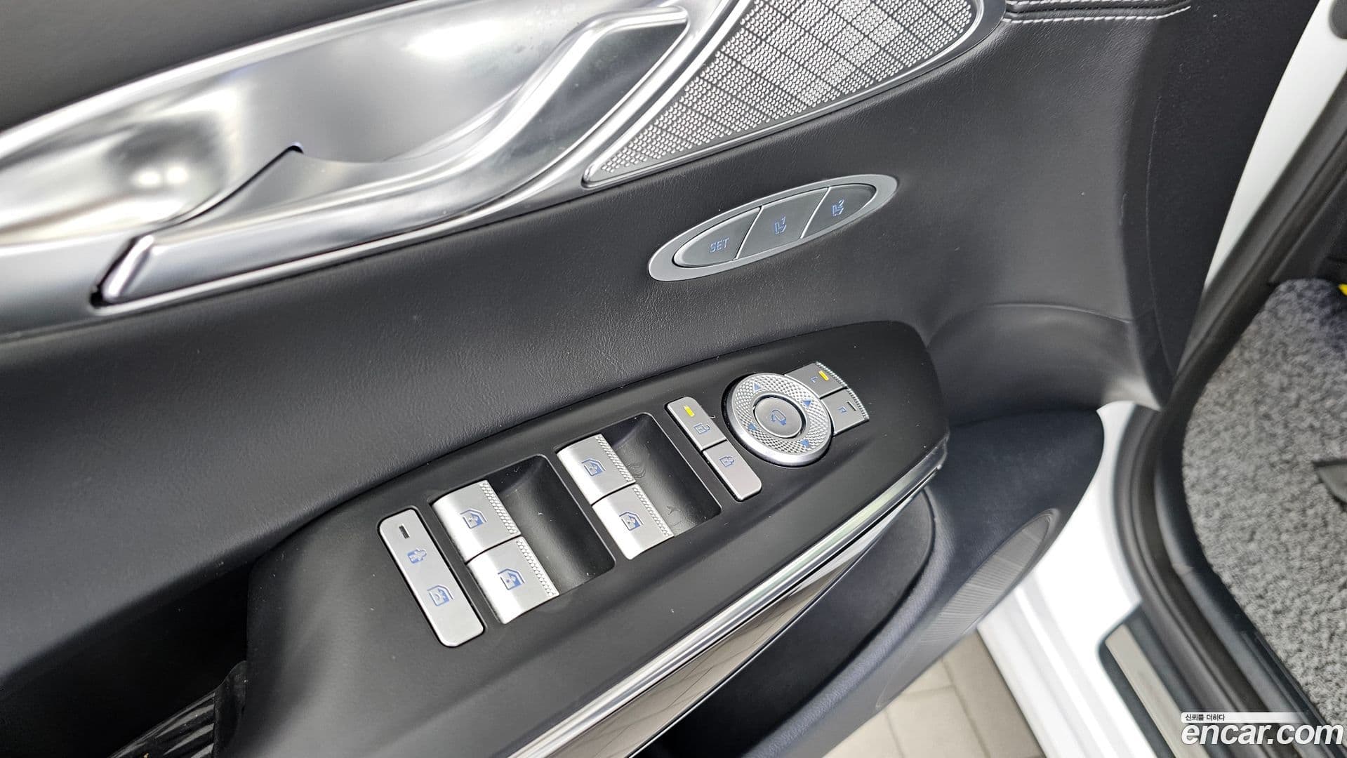 Main__Slider__Photo:GV70 Genesis 2025.4-17