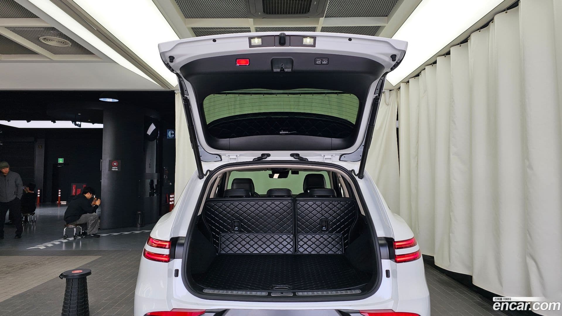 Main__Slider__Photo:GV70 Genesis 2025.4-19