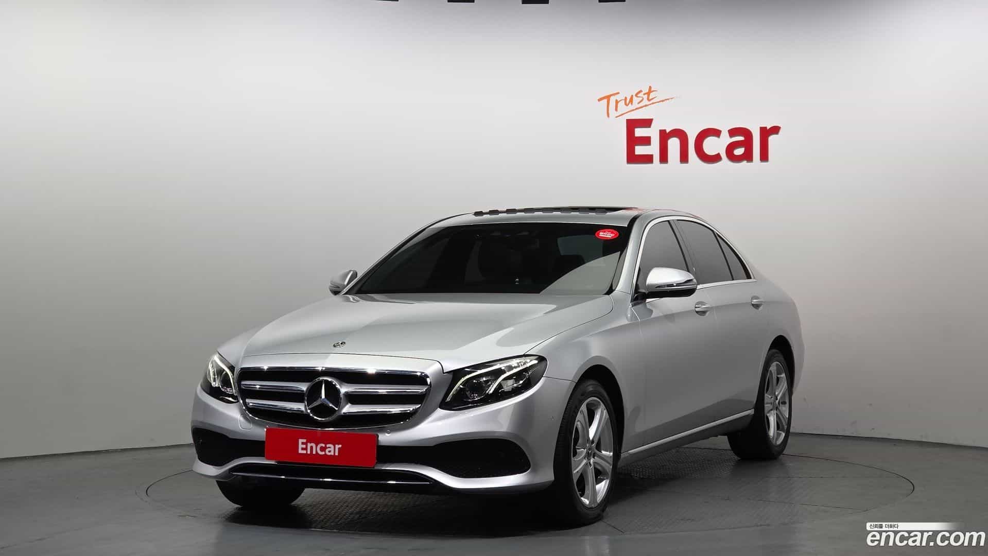 E-Class Mercedes-Benz 2018.6-OUTER-001