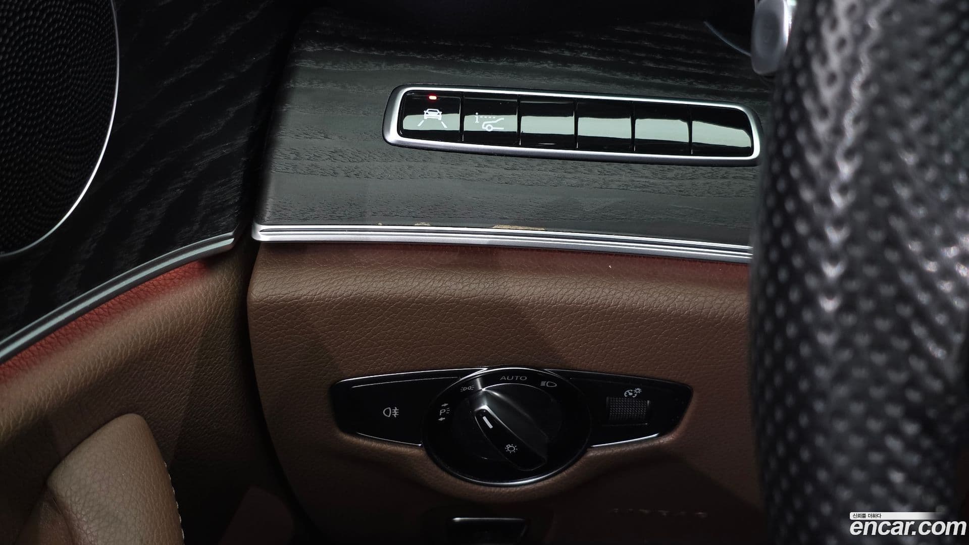 Main__Slider__Photo:E-Class Mercedes-Benz 2018.6-13