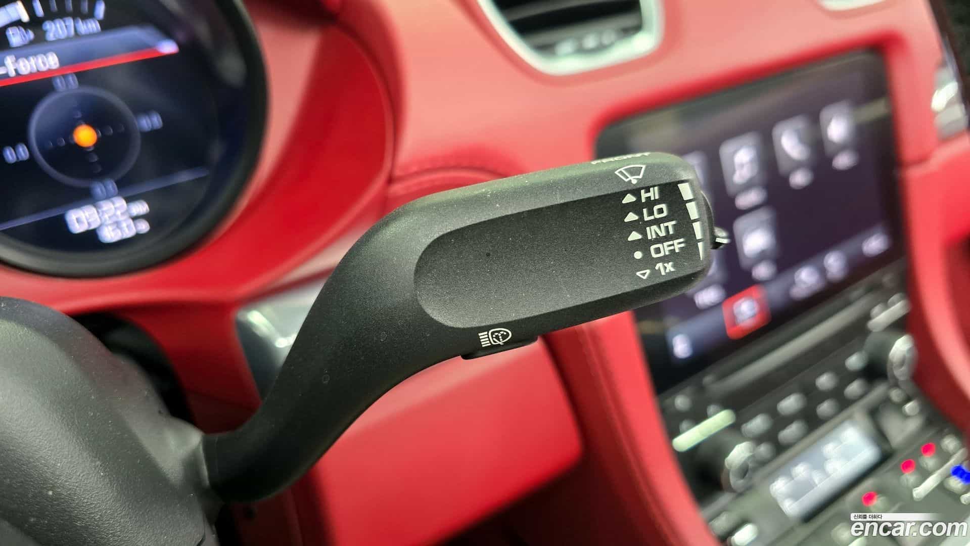 718 Porsche 2022.1-OPTION-023