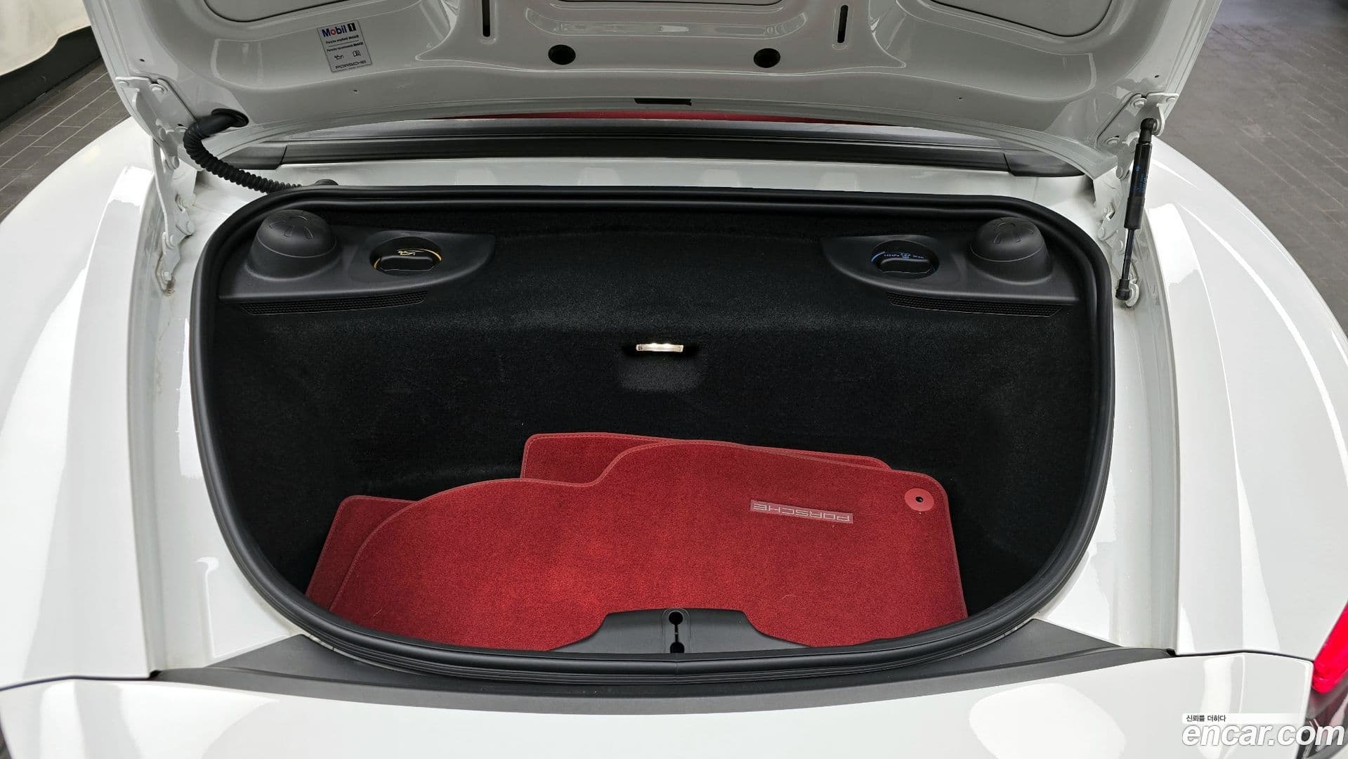 Main__Slider__Photo:718 Porsche 2022.1-19