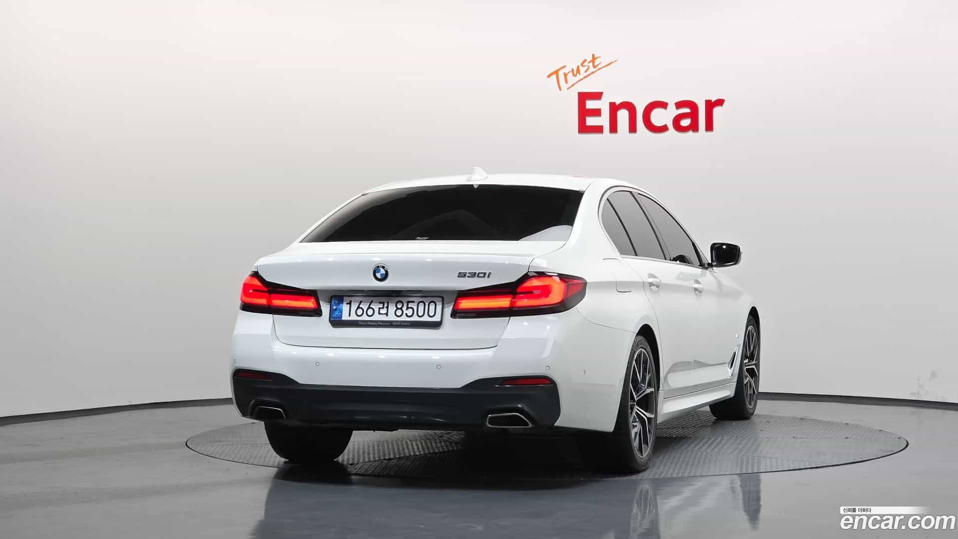 5-Series BMW 2022.3-OUTER-004