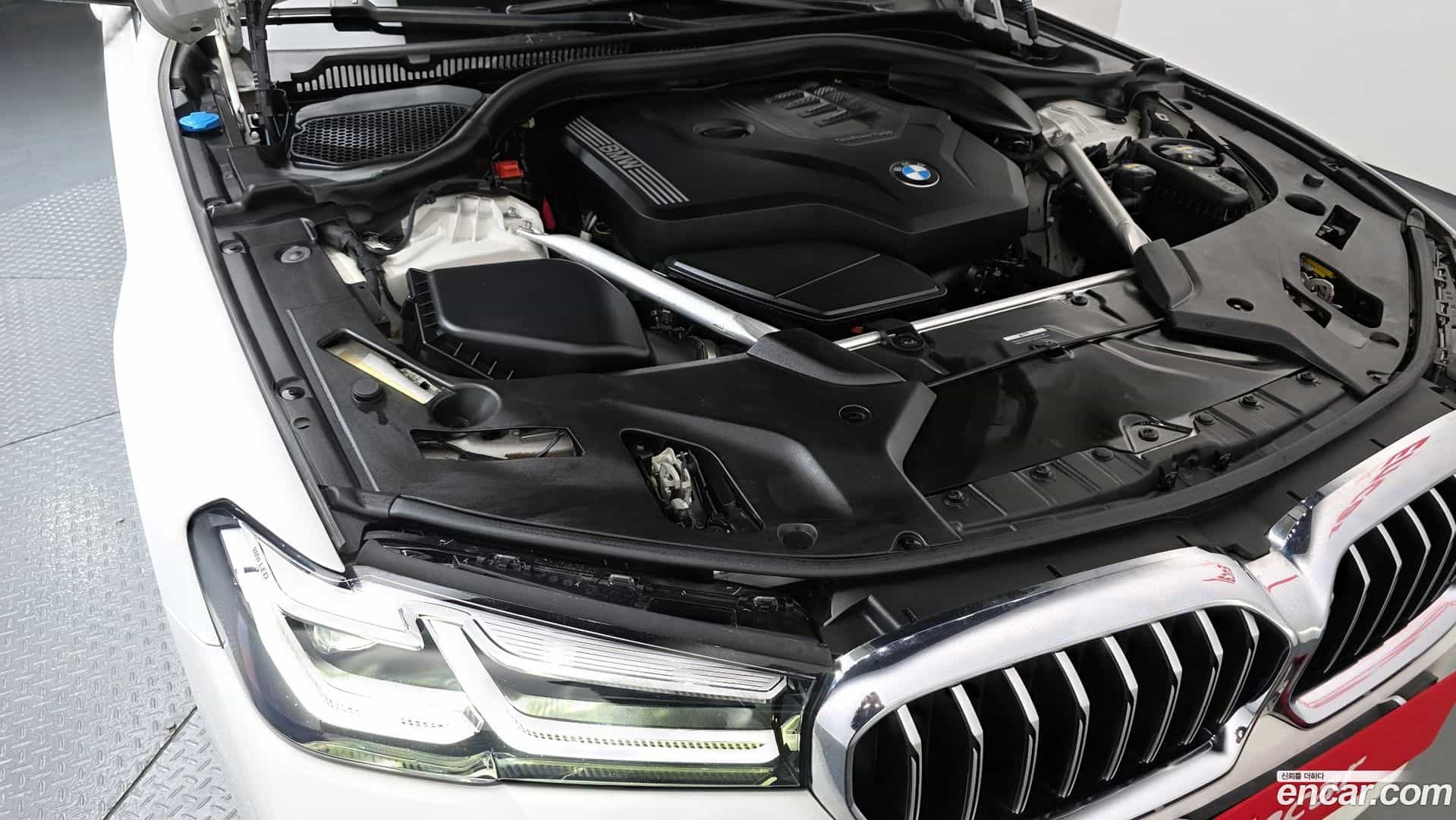 5-Series BMW 2022.3-OUTER-006