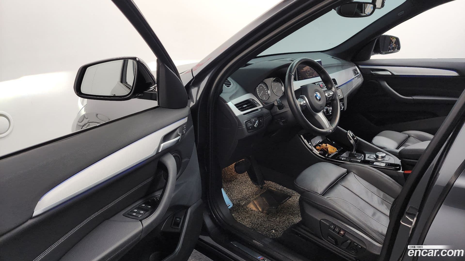 Main__Slider__Photo:X1 BMW 2022.4-9