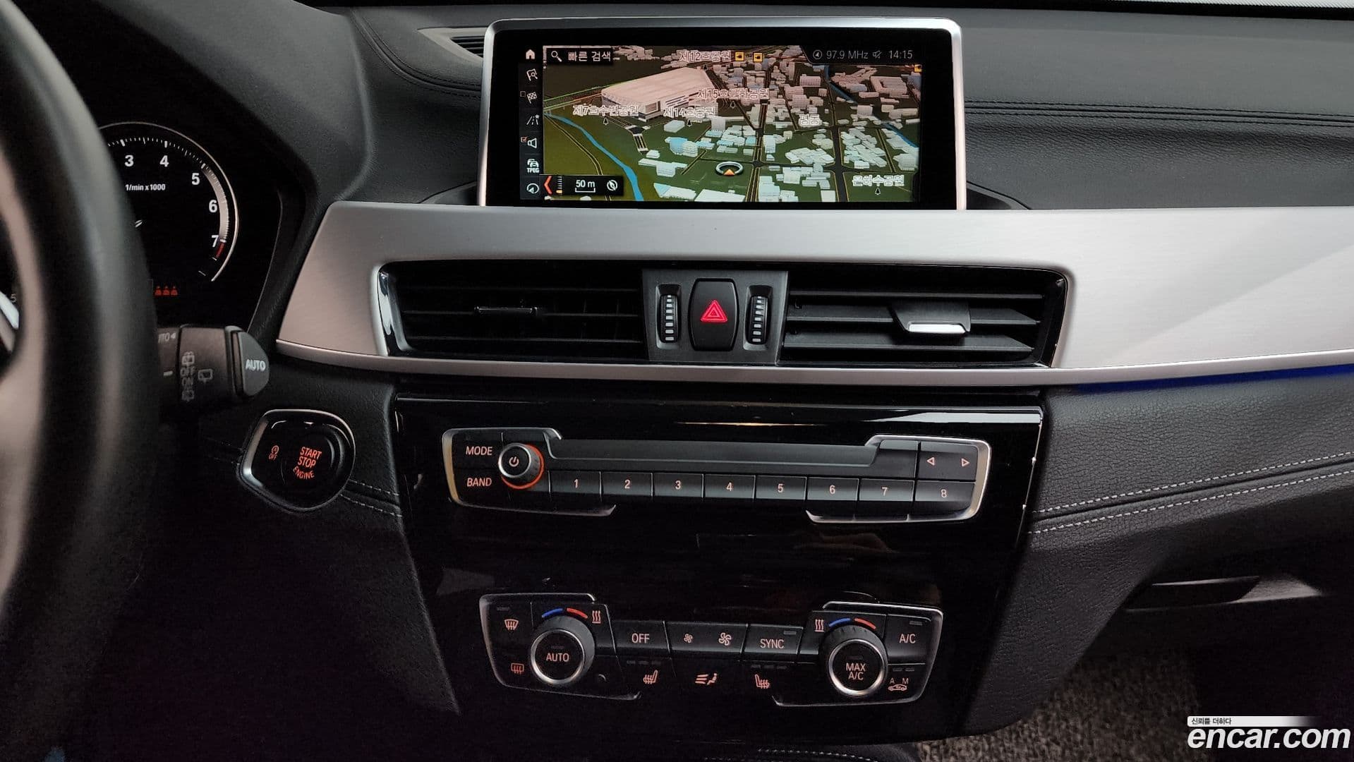 Main__Slider__Photo:X1 BMW 2022.4-15