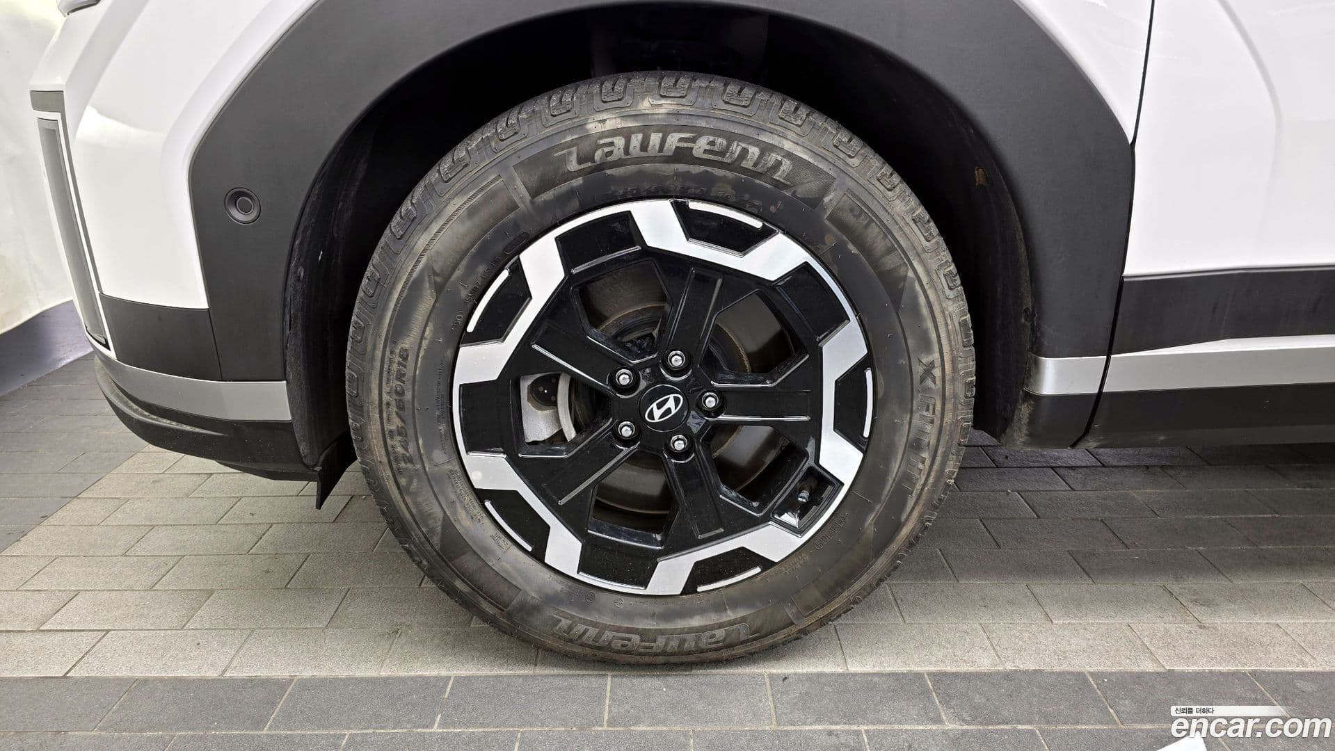 Main__Slider__Photo:Santafe Hyundai 2024.0-4