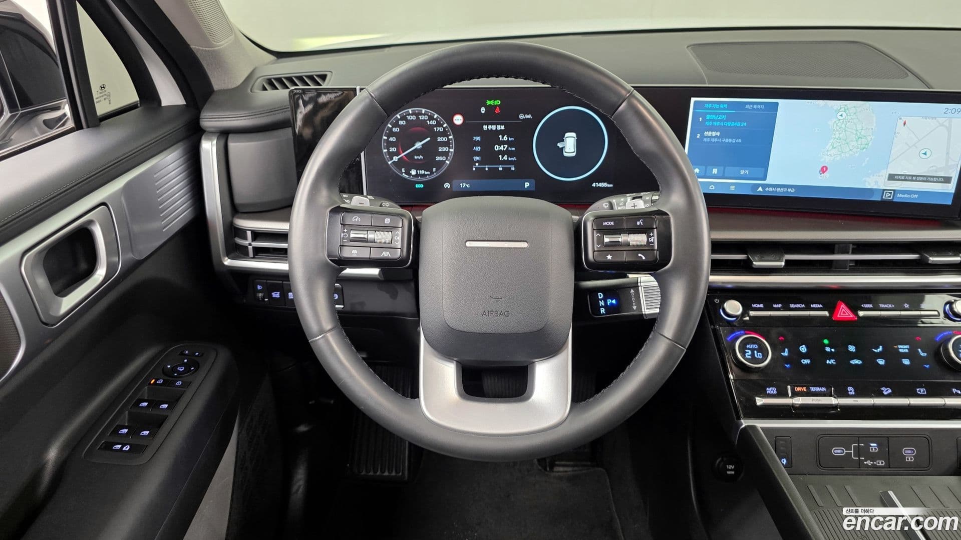 Main__Slider__Photo:Santafe Hyundai 2024.0-12