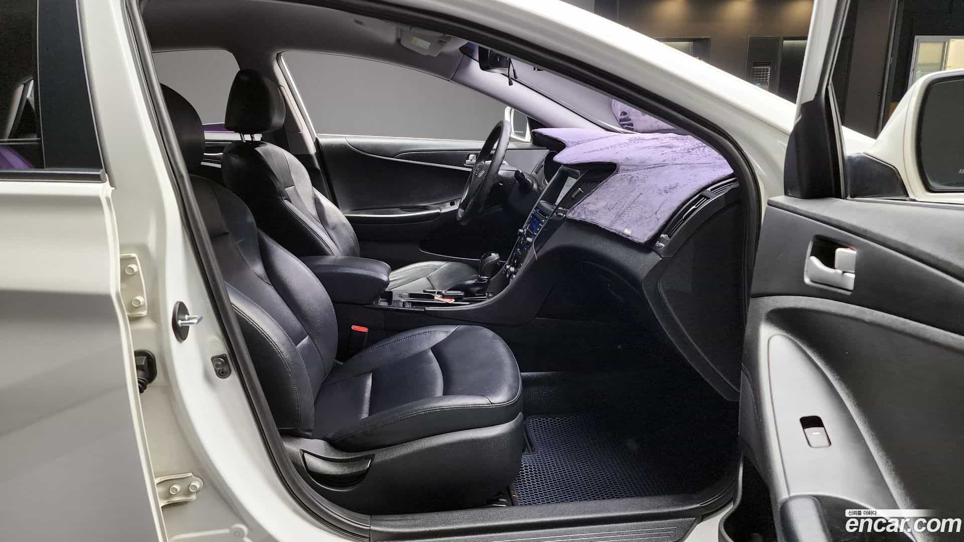 Sonata Hyundai 2014.2-INNER-010