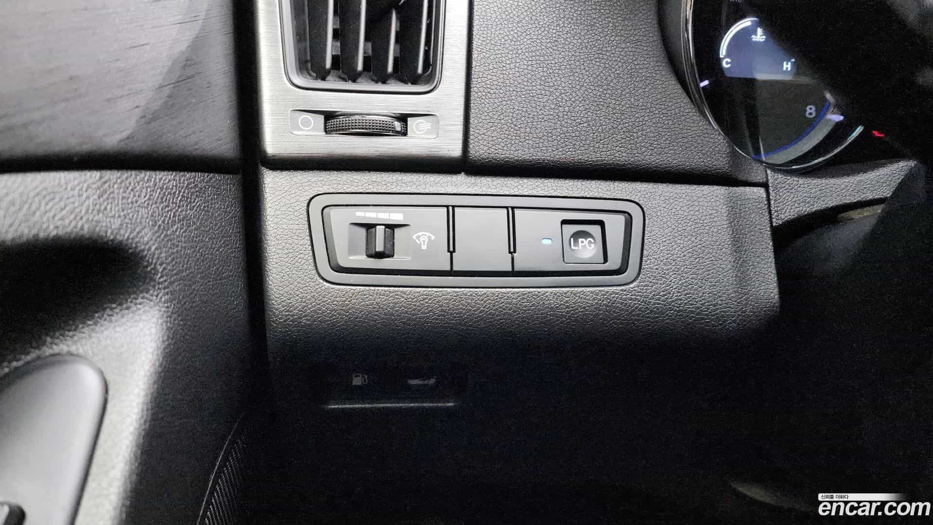 Sonata Hyundai 2014.2-OPTION-017