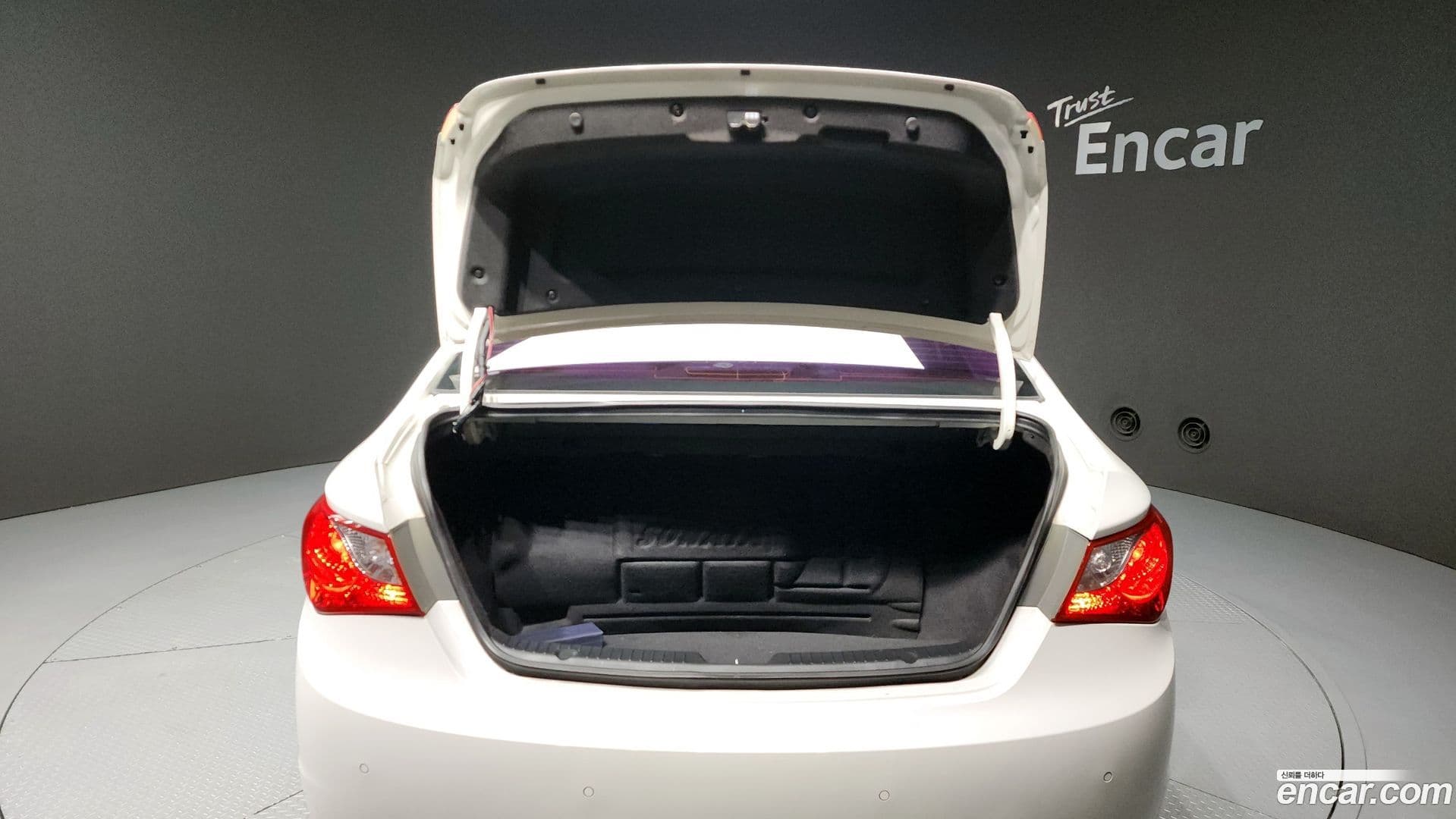 Main__Slider__Photo:Sonata Hyundai 2014.2-19