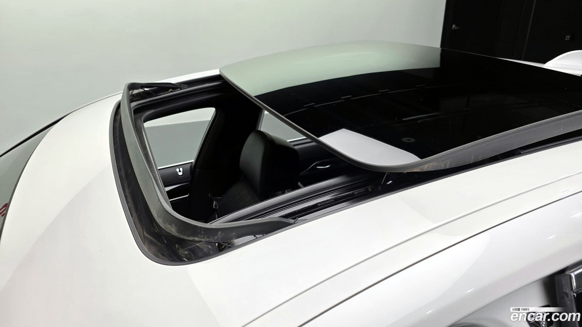 Main__Slider__Photo:7-Series BMW 2017.2-17