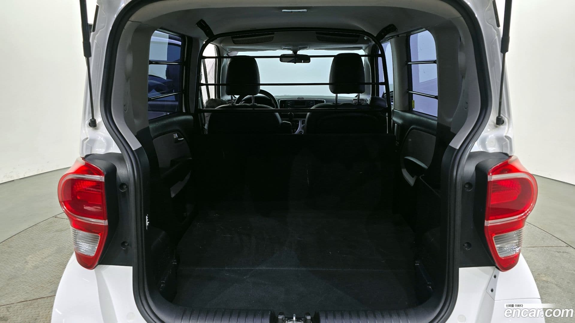 Main__Slider__Photo:RAY Kia 2021.1-19