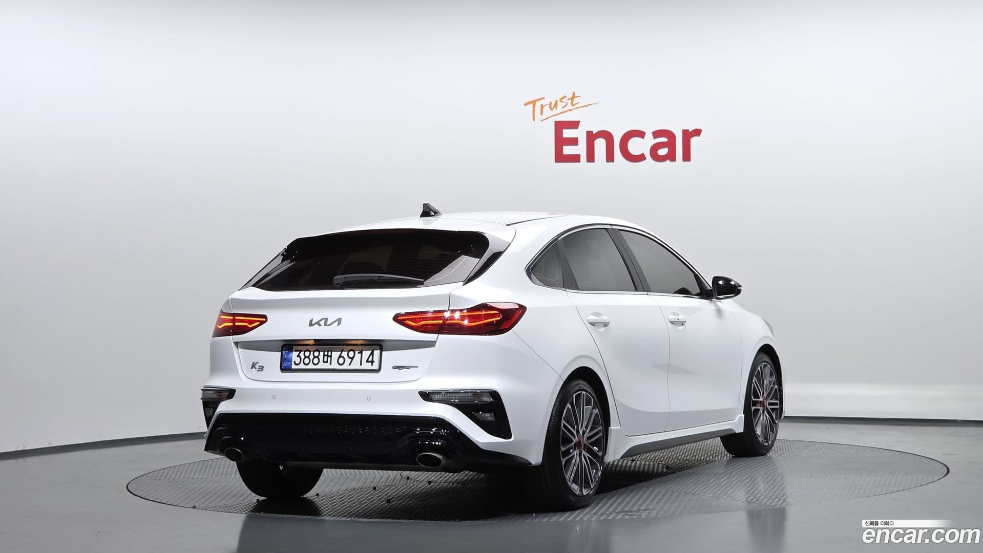 Main__Slider__Photo:K3 Kia 2022.9-1