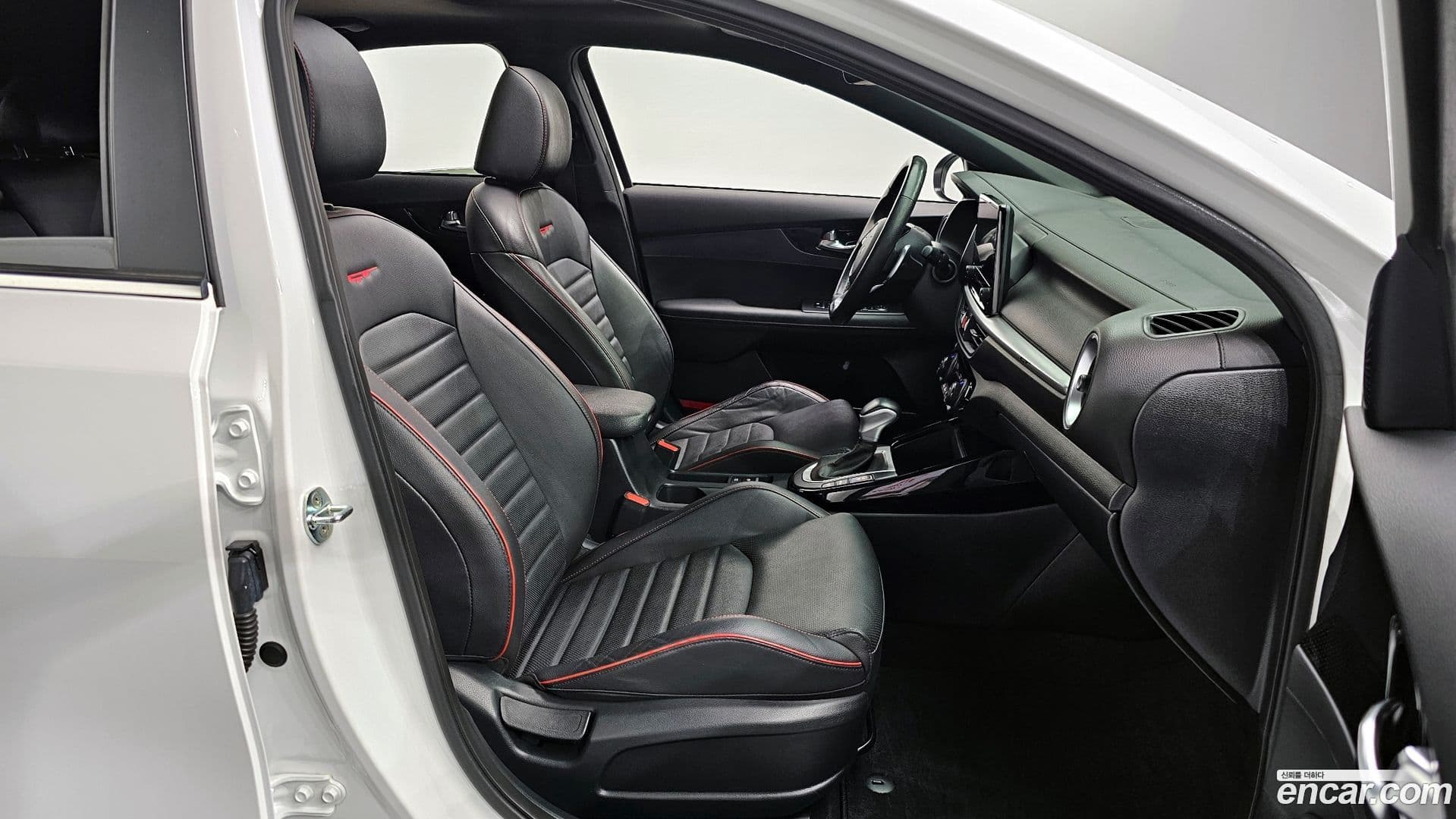 Main__Slider__Photo:K3 Kia 2022.9-9