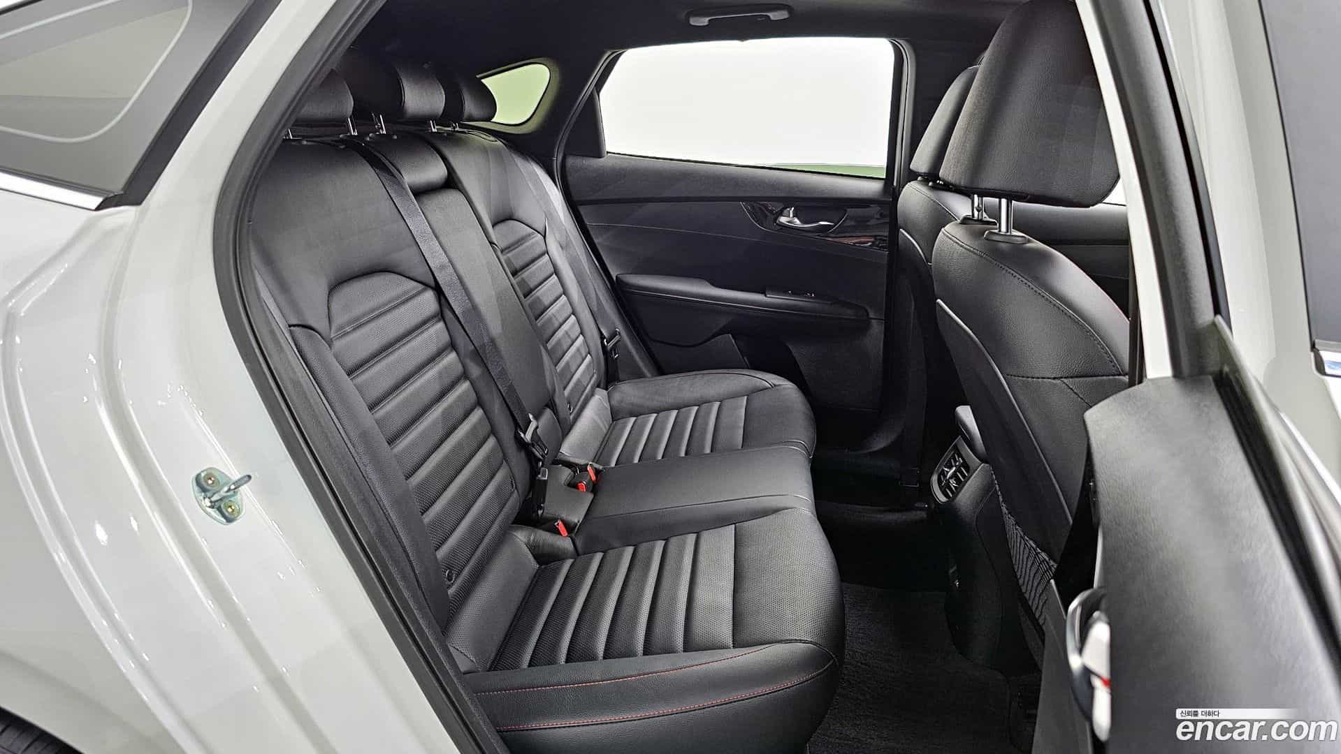 K3 Kia 2022.9-OPTION-016