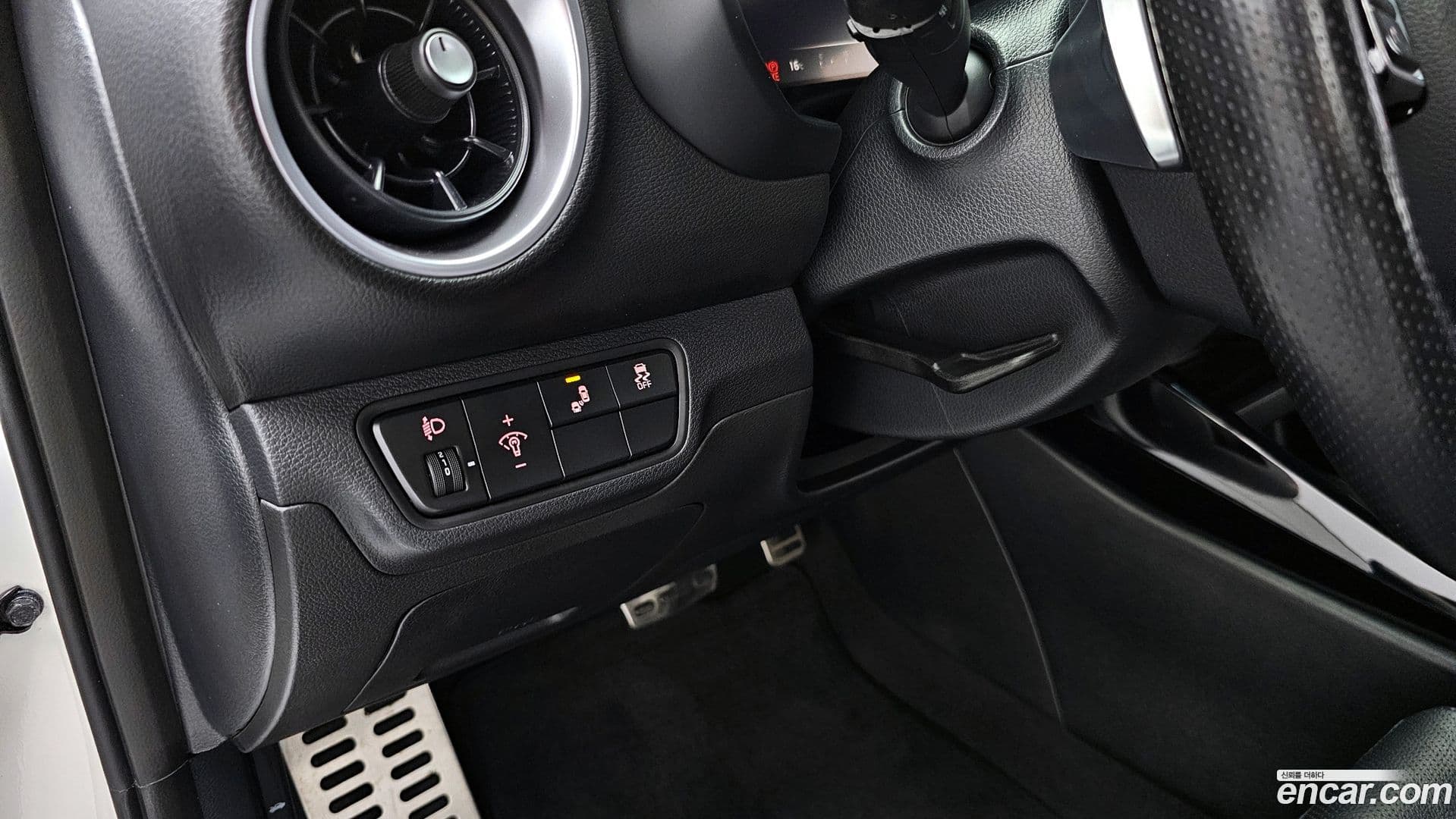 Main__Slider__Photo:K3 Kia 2022.9-17