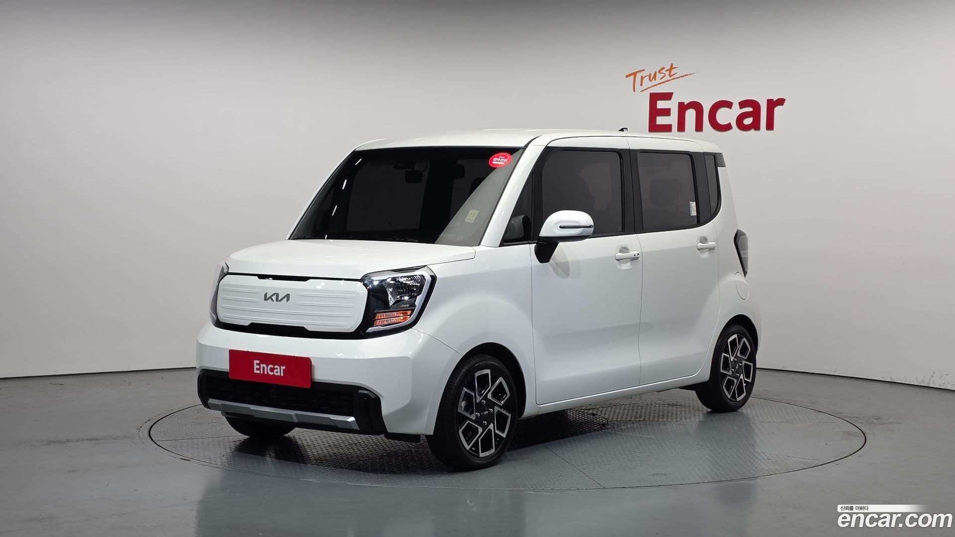 Main__Slider__Photo:RAY Kia 2024.3-0