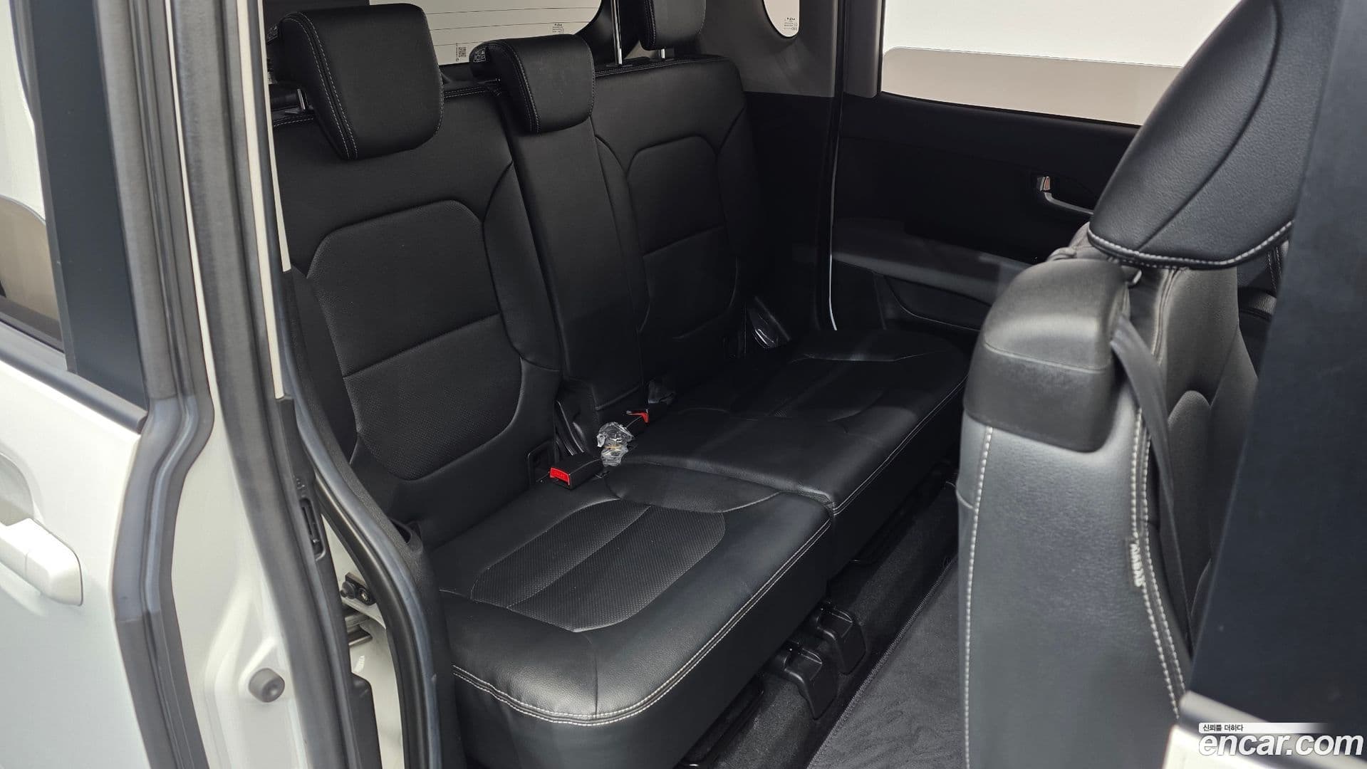 Main__Slider__Photo:RAY Kia 2024.3-11