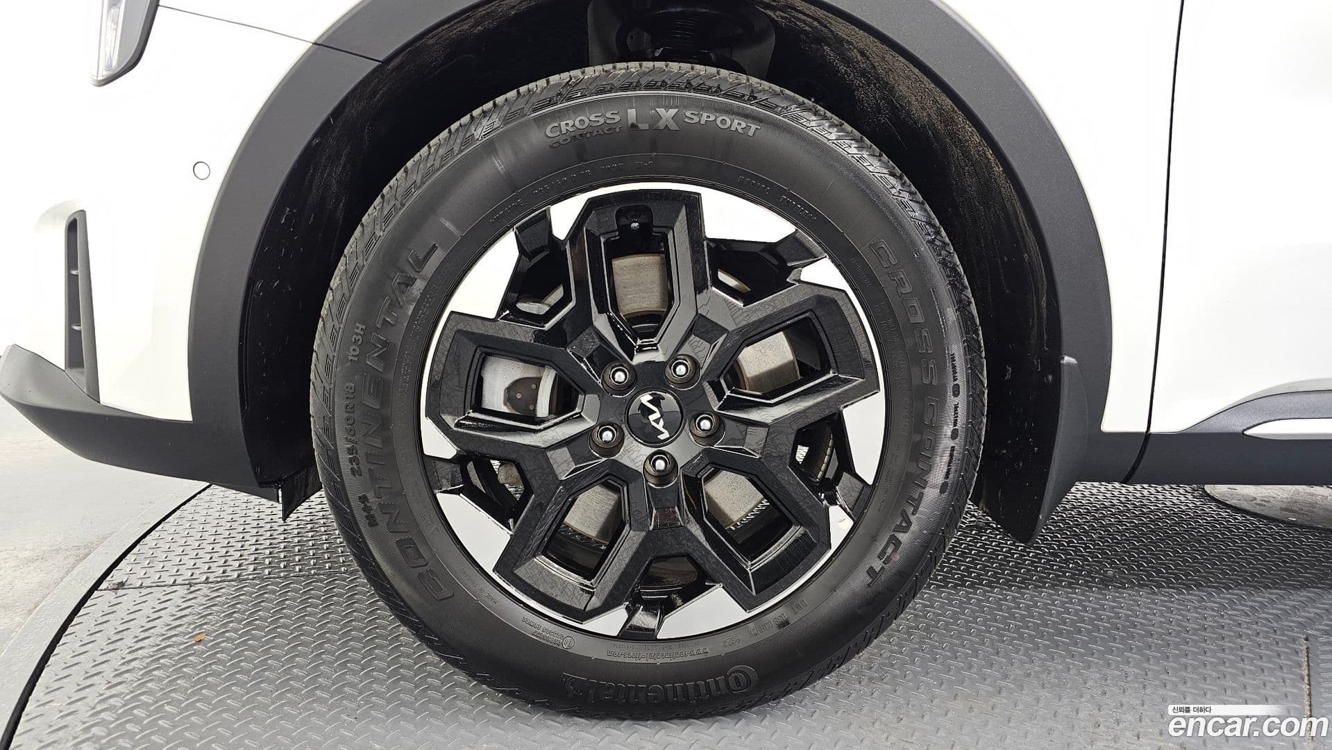 Main__Slider__Photo:Sorento Kia 2024.9-4