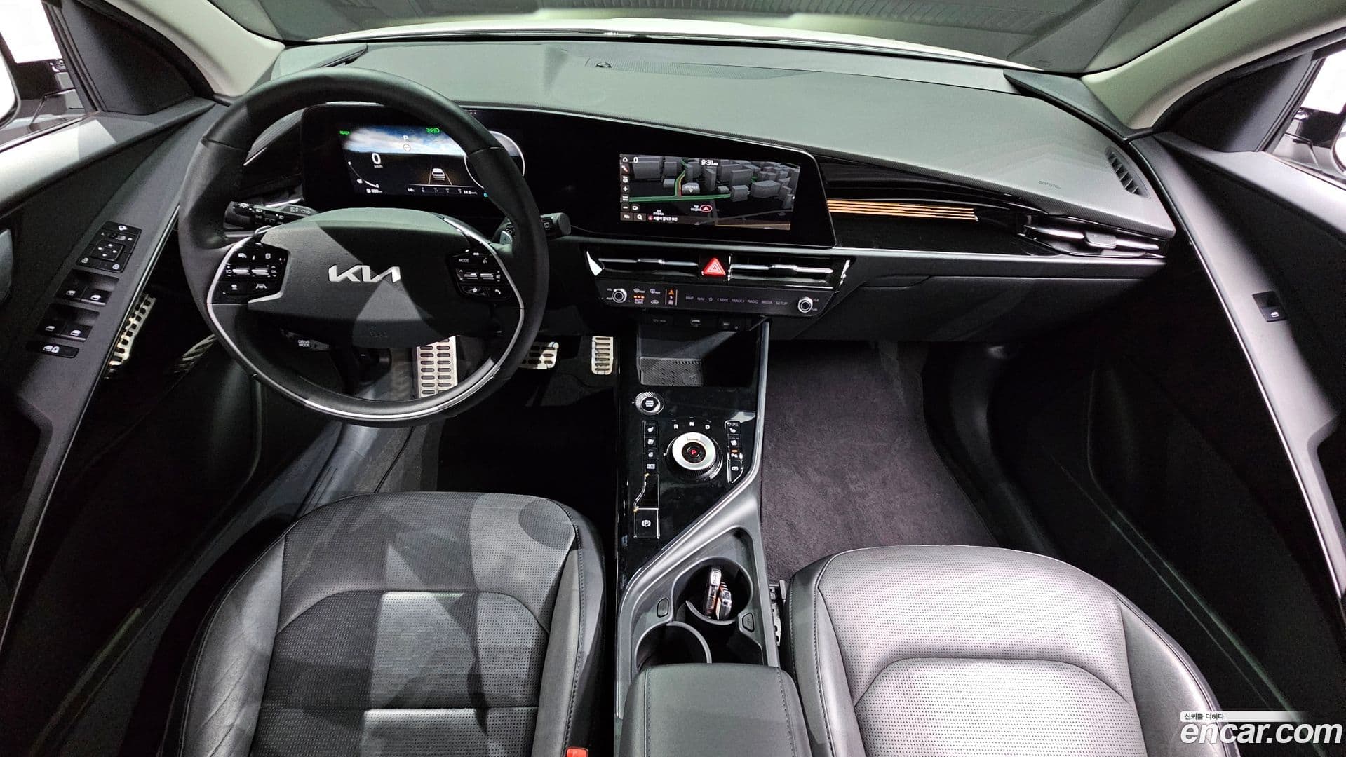 Main__Slider__Photo:Niro Kia 2022.6-6