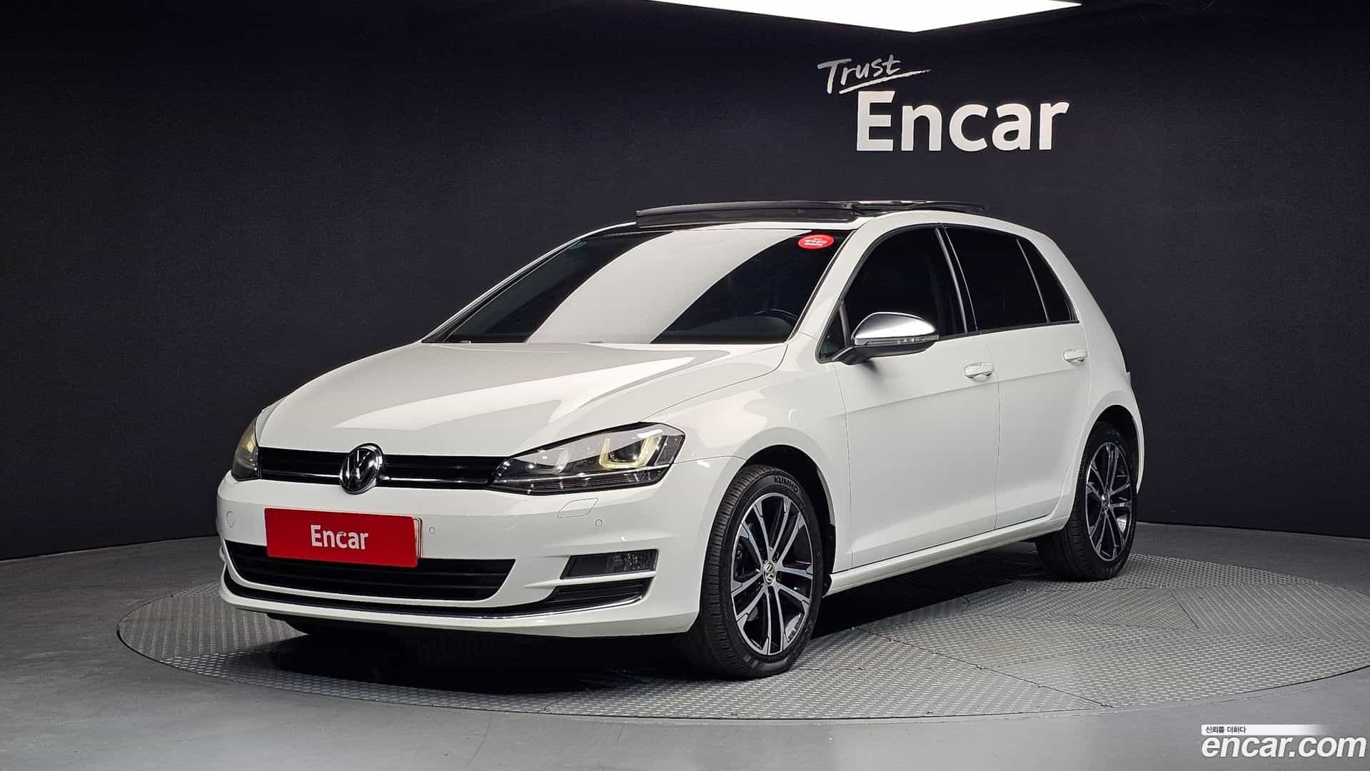 Golf Volkswagen 2015.3-OUTER-001