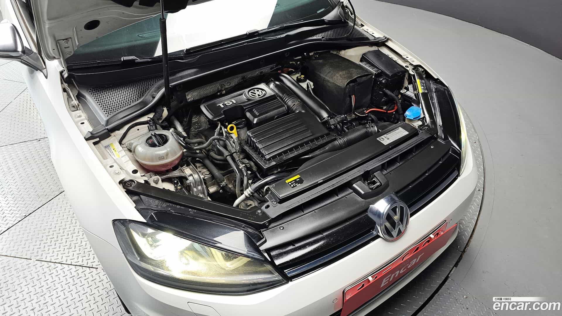 Golf Volkswagen 2015.3-OUTER-006