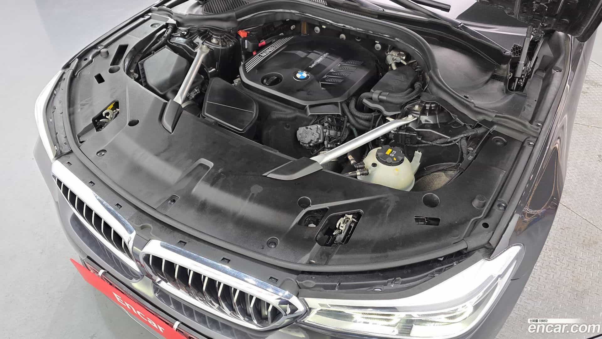 Gran Turismo BMW 2020.0-OUTER-006