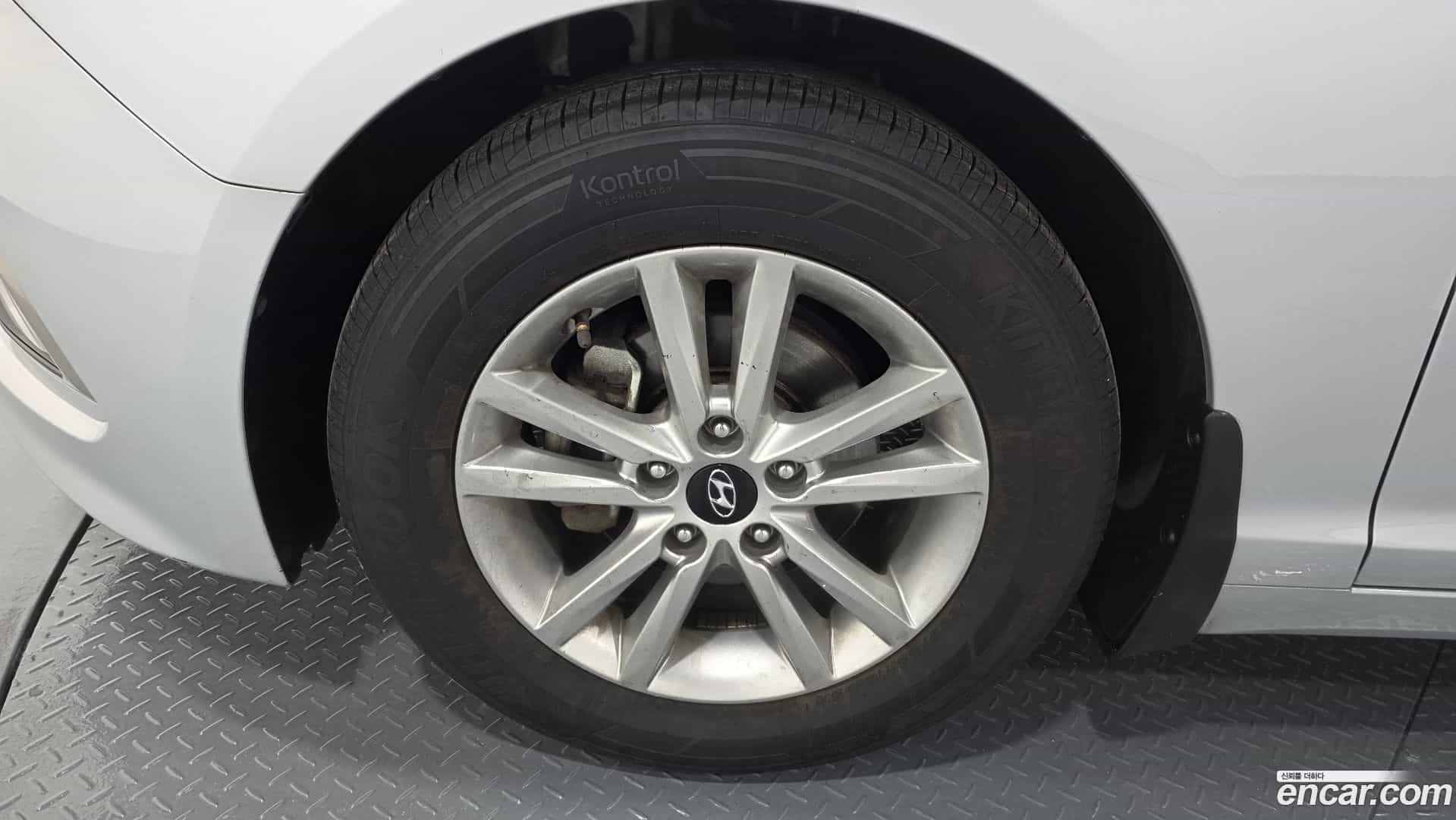 Sonata Hyundai 2017.5-OUTER-005