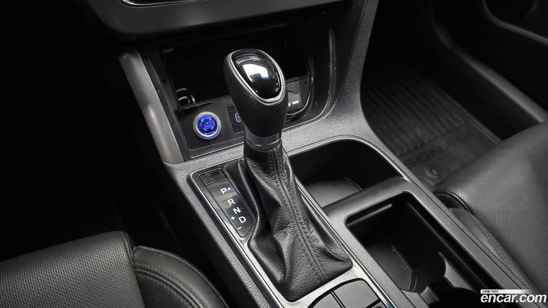 Sonata Hyundai 2017.5-INNER-009