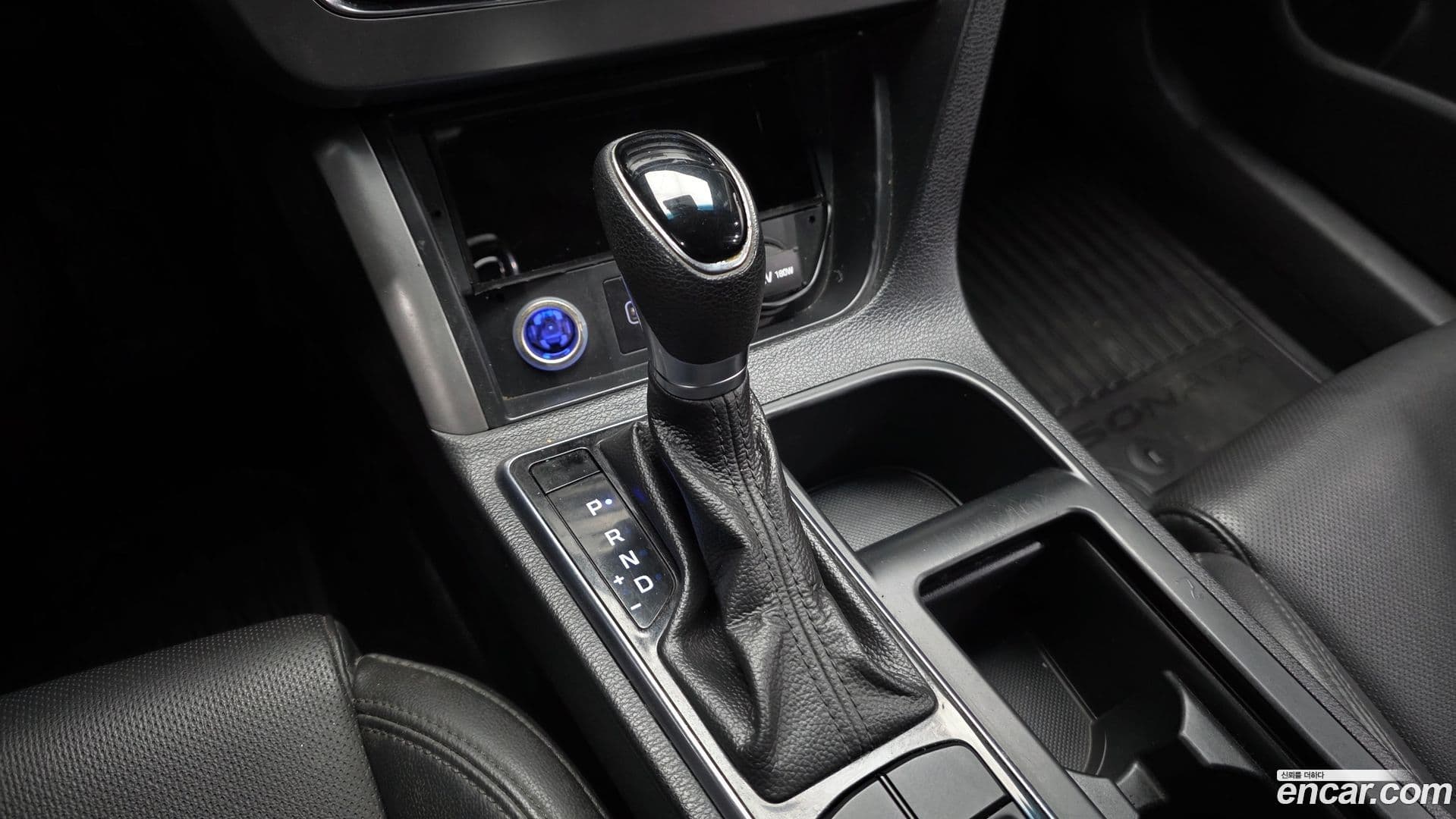 Main__Slider__Photo:Sonata Hyundai 2017.5-8