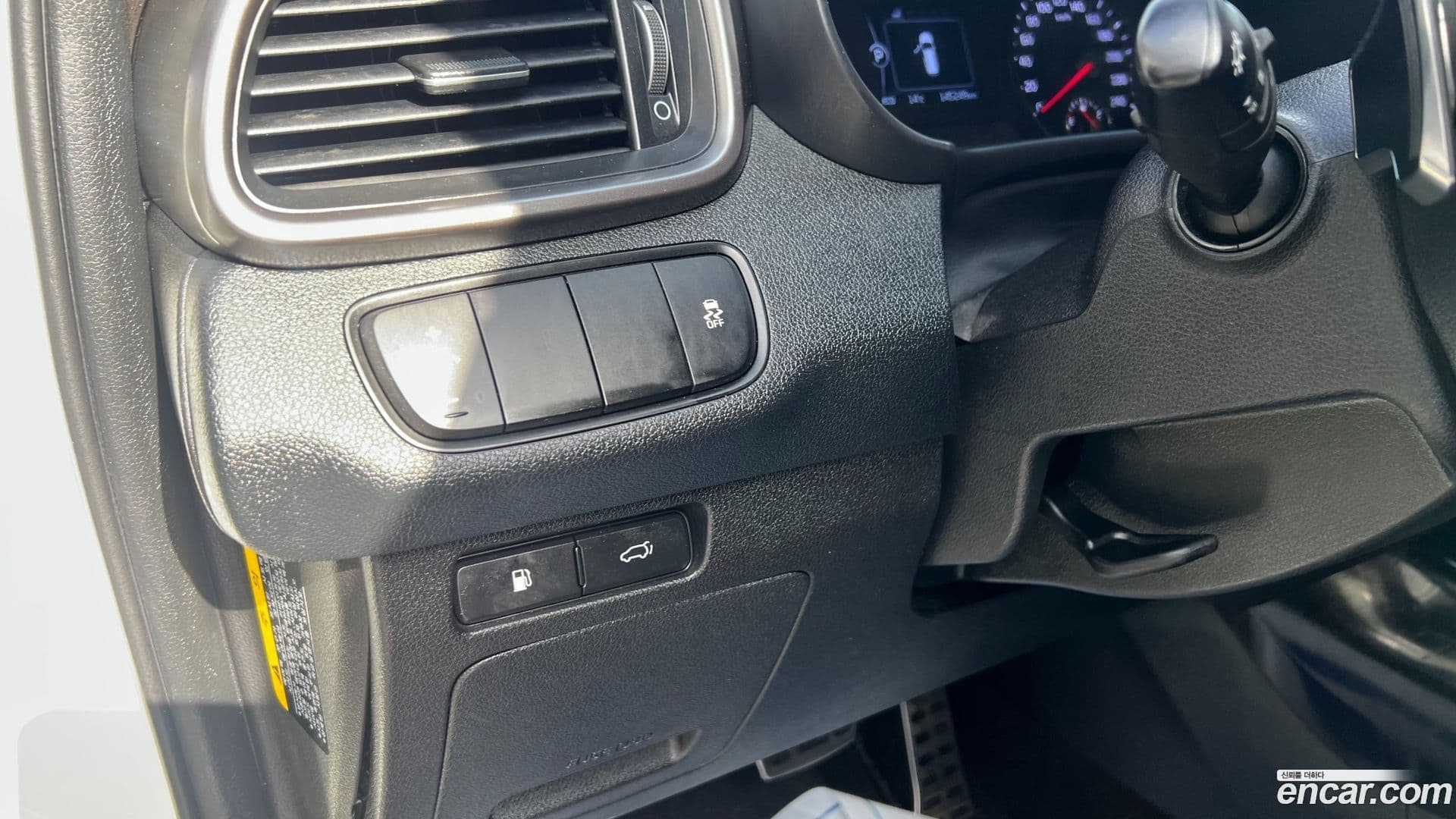 Main__Slider__Photo:Sorento Kia 2016.10-9