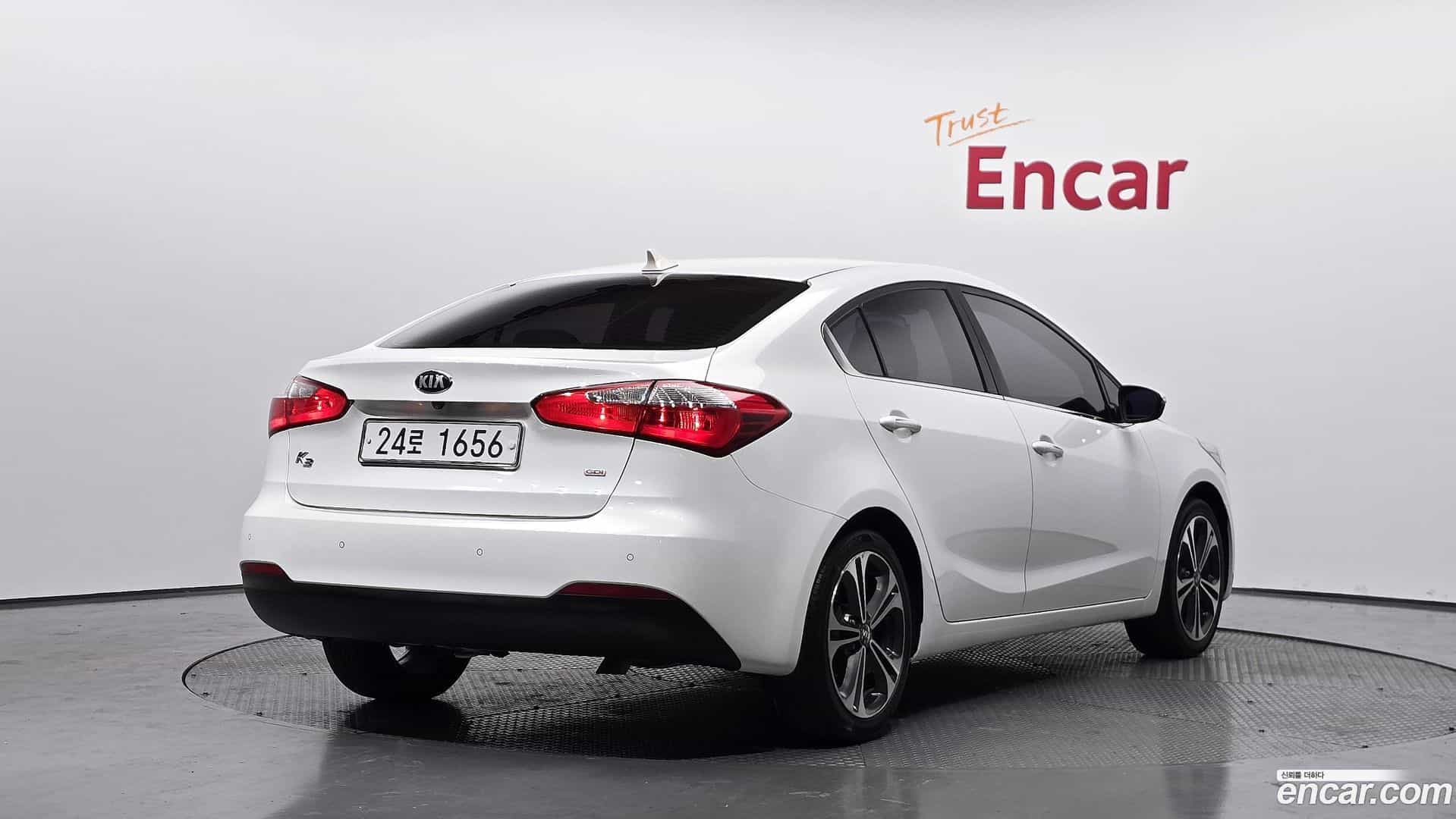 K3 Kia 2013.2-OUTER-002