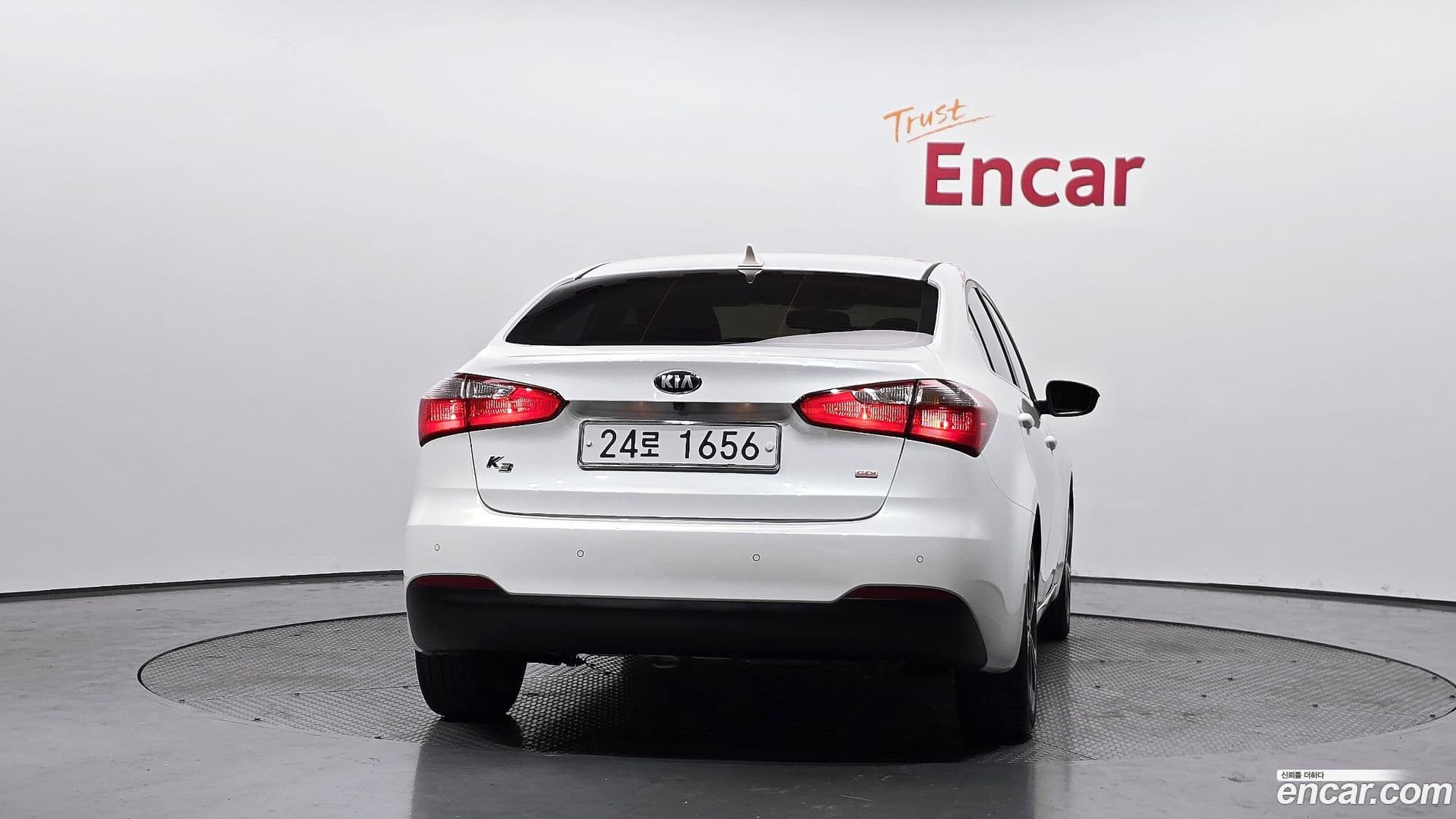 Main__Slider__Photo:K3 Kia 2013.2-3