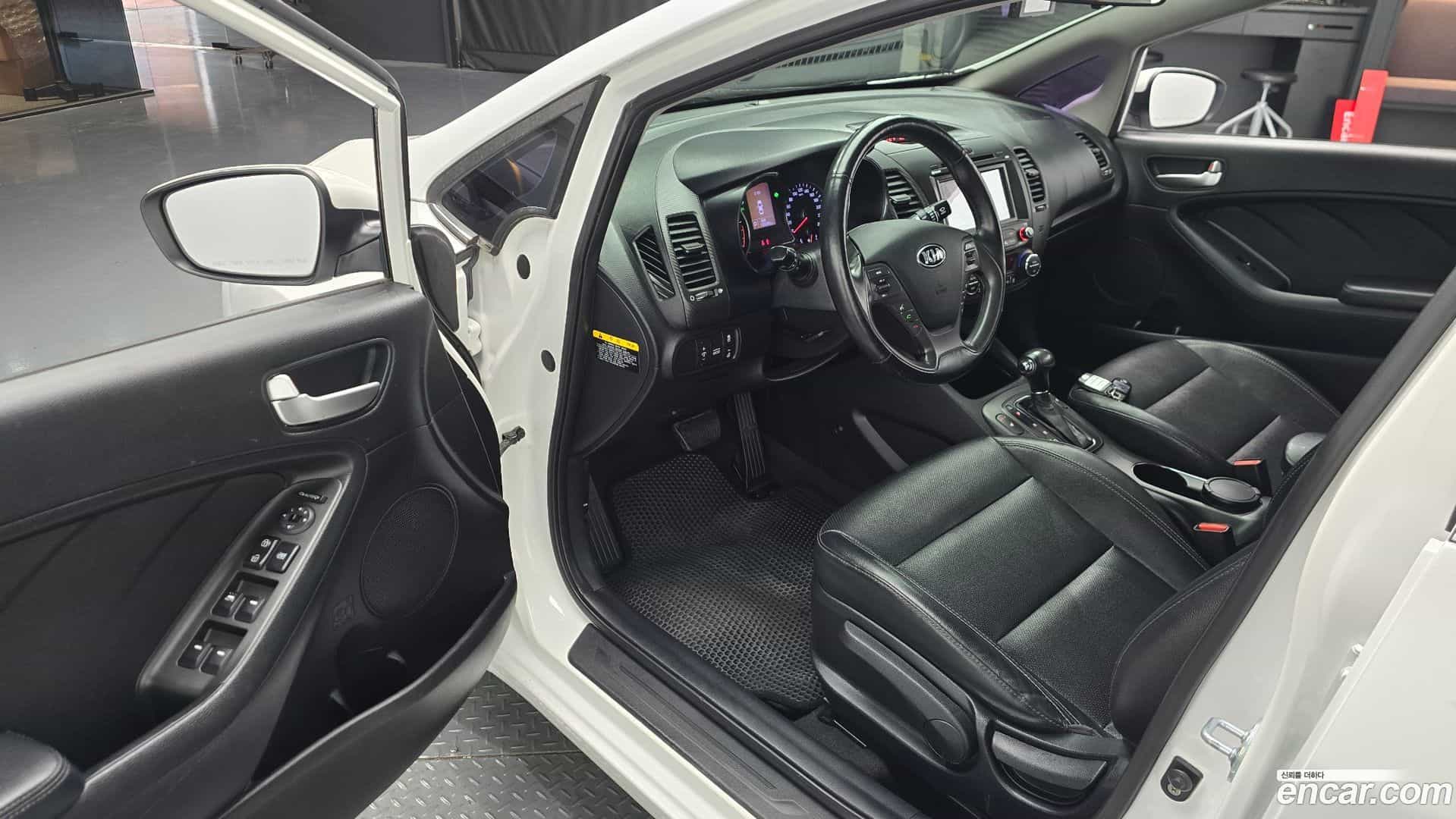 K3 Kia 2013.2-OPTION-015