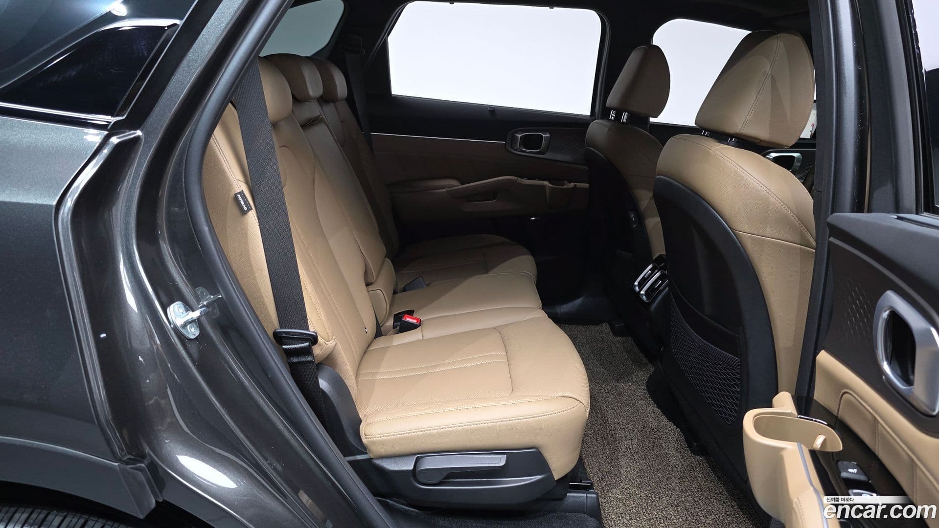 Main__Slider__Photo:Sorento Kia 2025.4-11