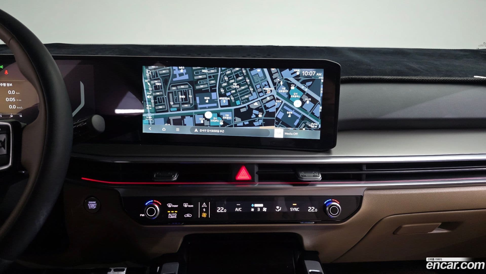 Main__Slider__Photo:Sorento Kia 2025.4-13