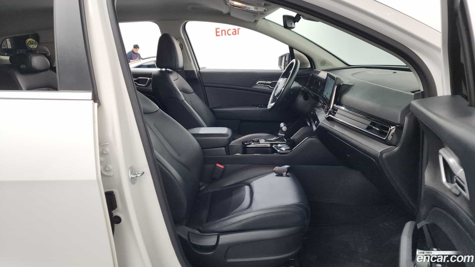 Sportage Kia 2023.8-OPTION-015