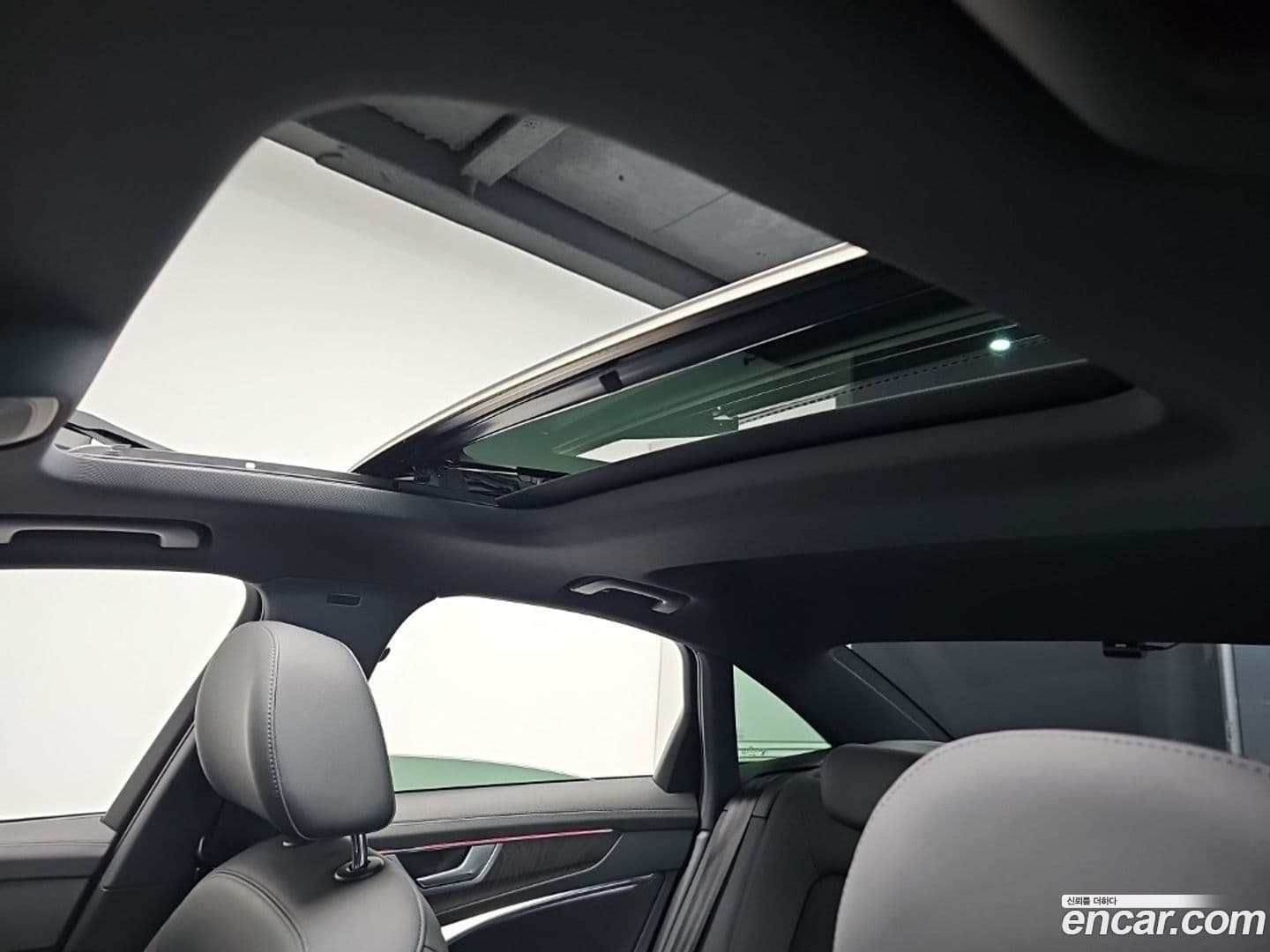 Main__Slider__Photo:A6 Audi 2021.2-15