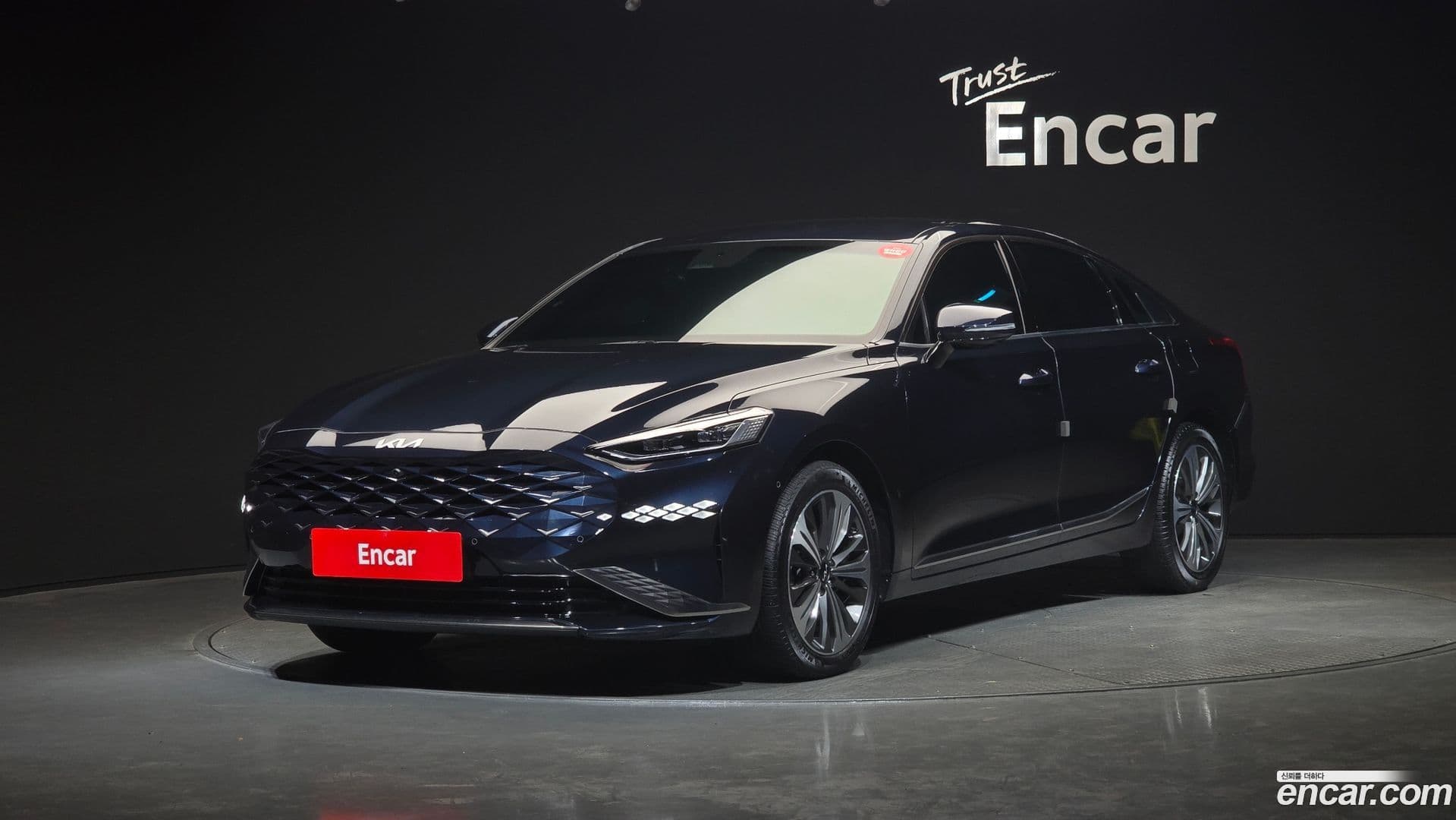 Main__Slider__Photo:K8 Kia 2021.10-0