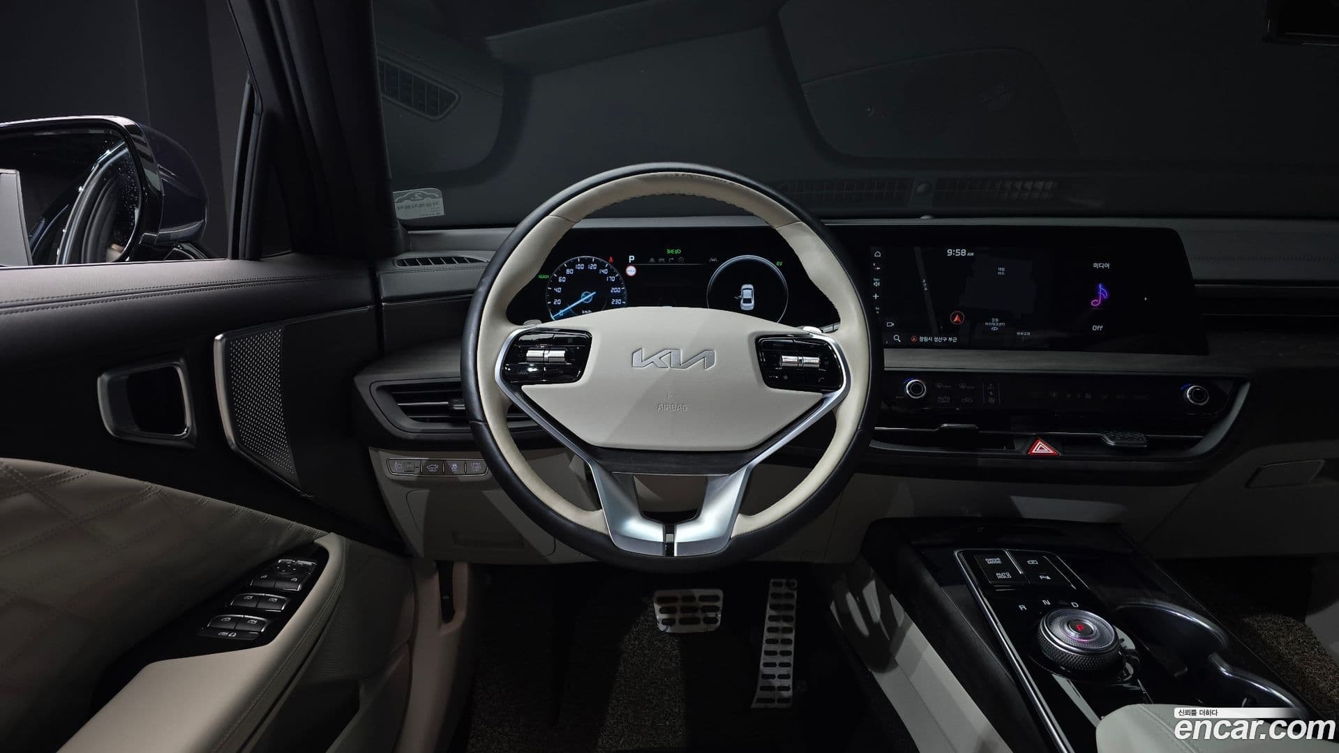 Main__Slider__Photo:K8 Kia 2021.10-12