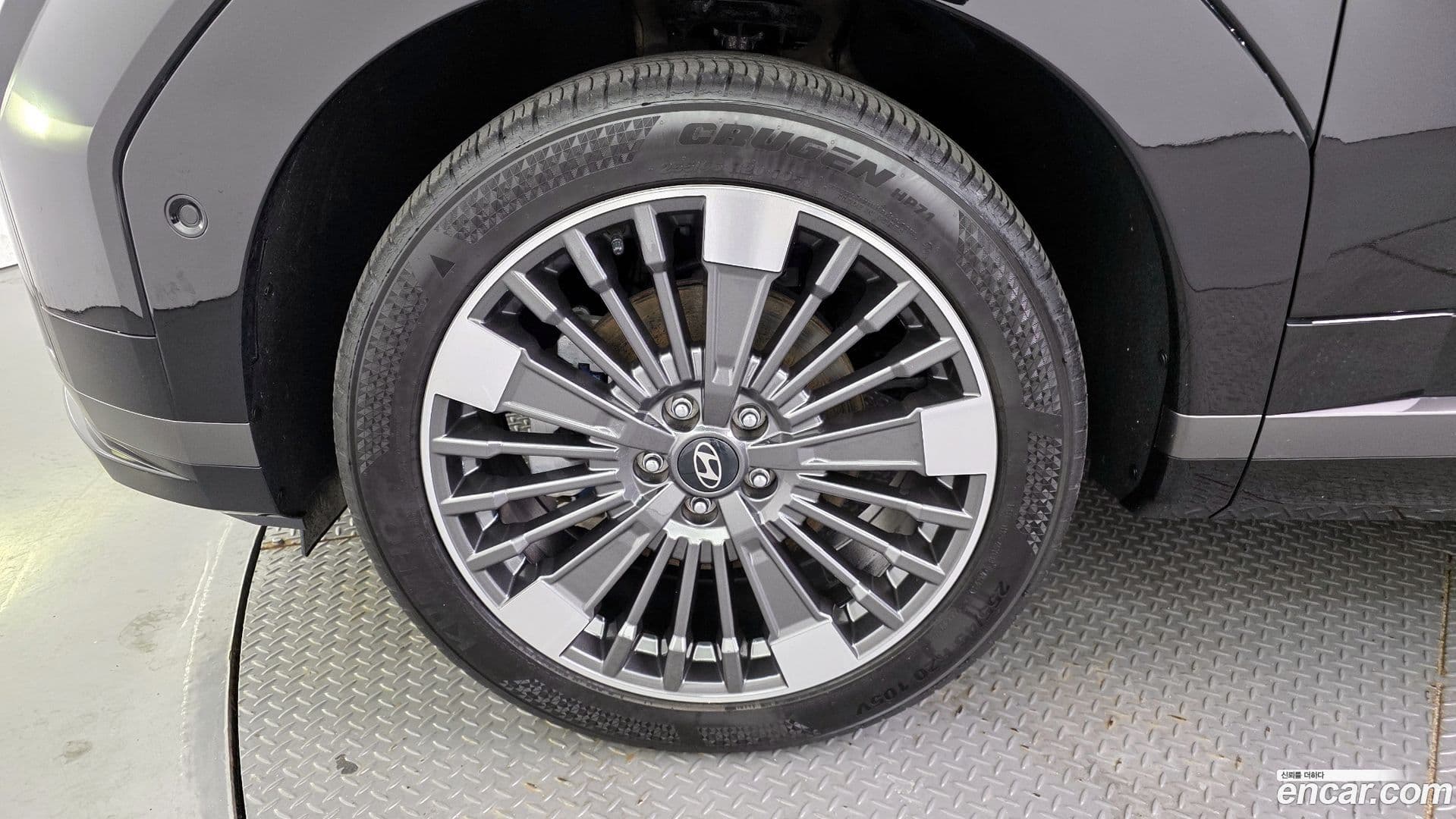 Main__Slider__Photo:Santafe Hyundai 2023.10-4