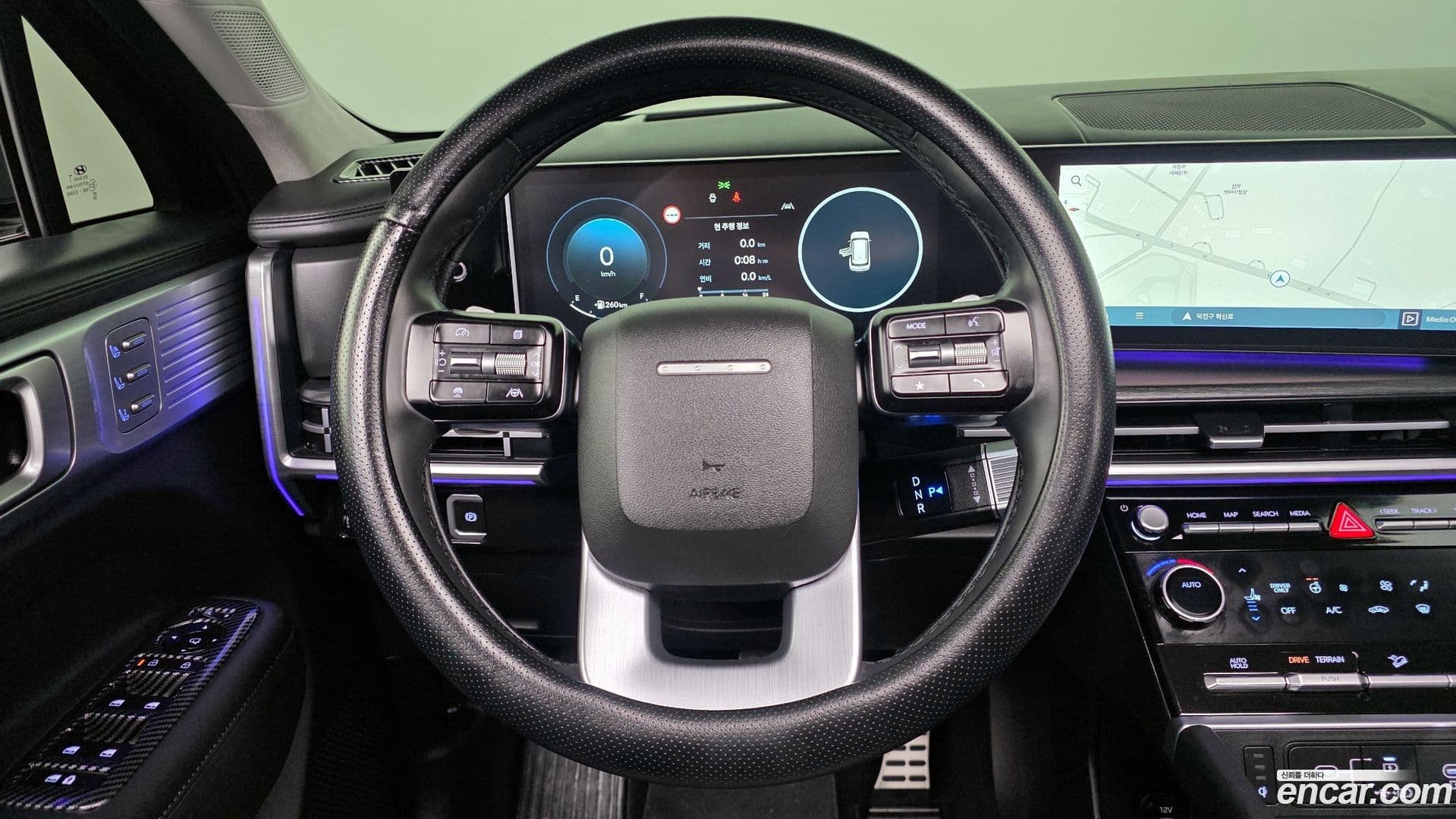 Main__Slider__Photo:Santafe Hyundai 2023.10-12