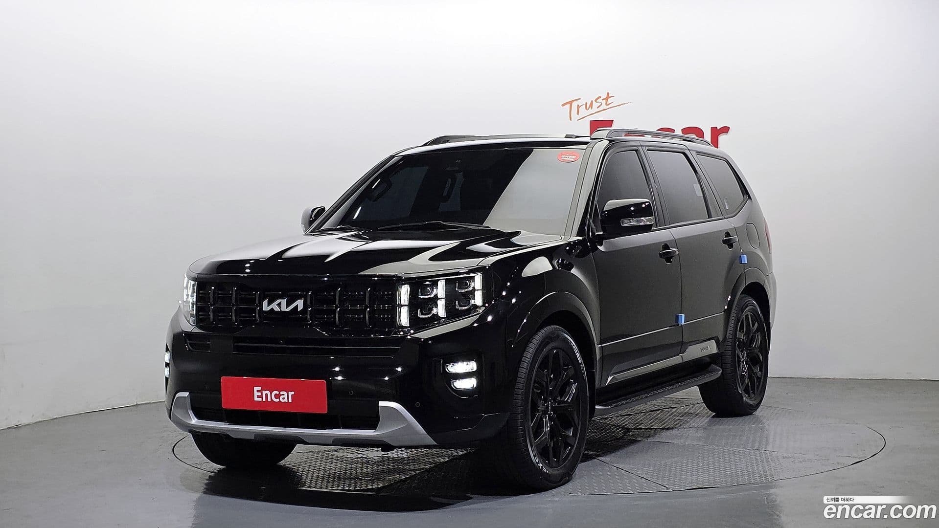 Main__Slider__Photo:Mohave Kia 2022.2-0