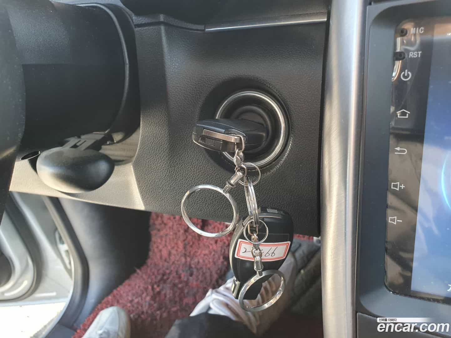 B-Class Mercedes-Benz 2011.0-OPTION-015