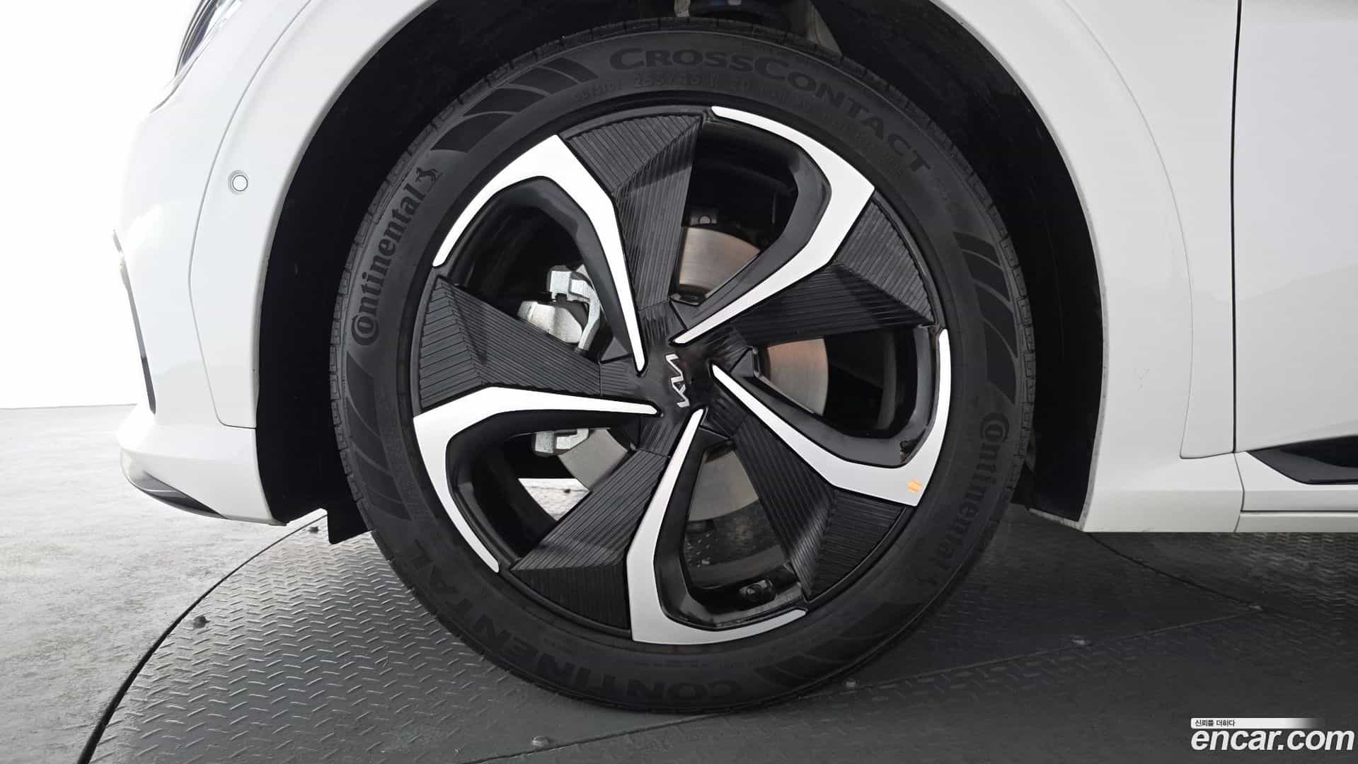 EV6 Kia 2023.10-OUTER-005