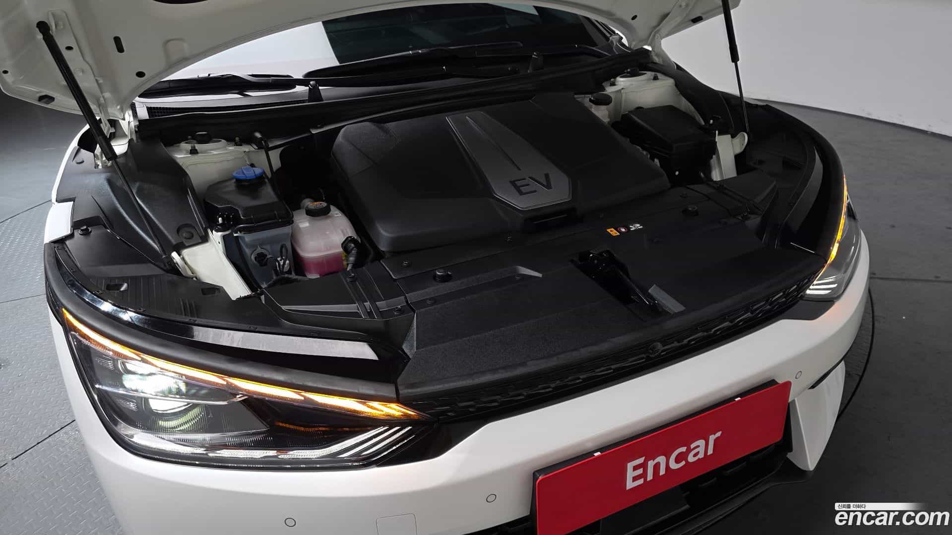 EV6 Kia 2023.10-OUTER-006