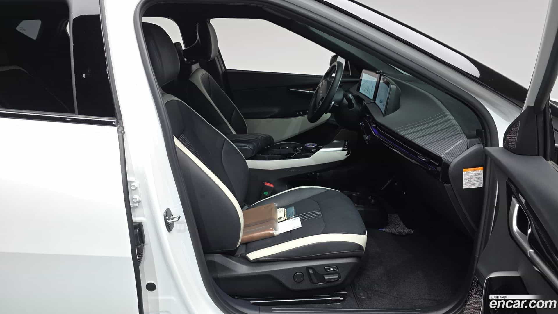 EV6 Kia 2023.10-INNER-010