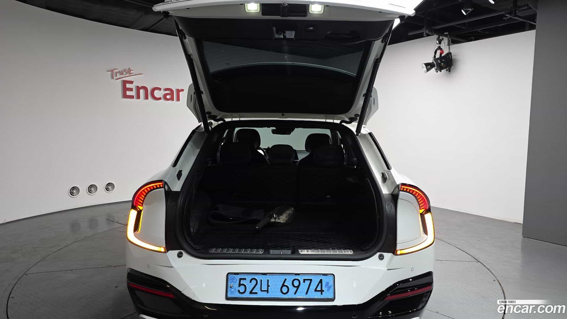 EV6 Kia 2023.10-OPTION-024