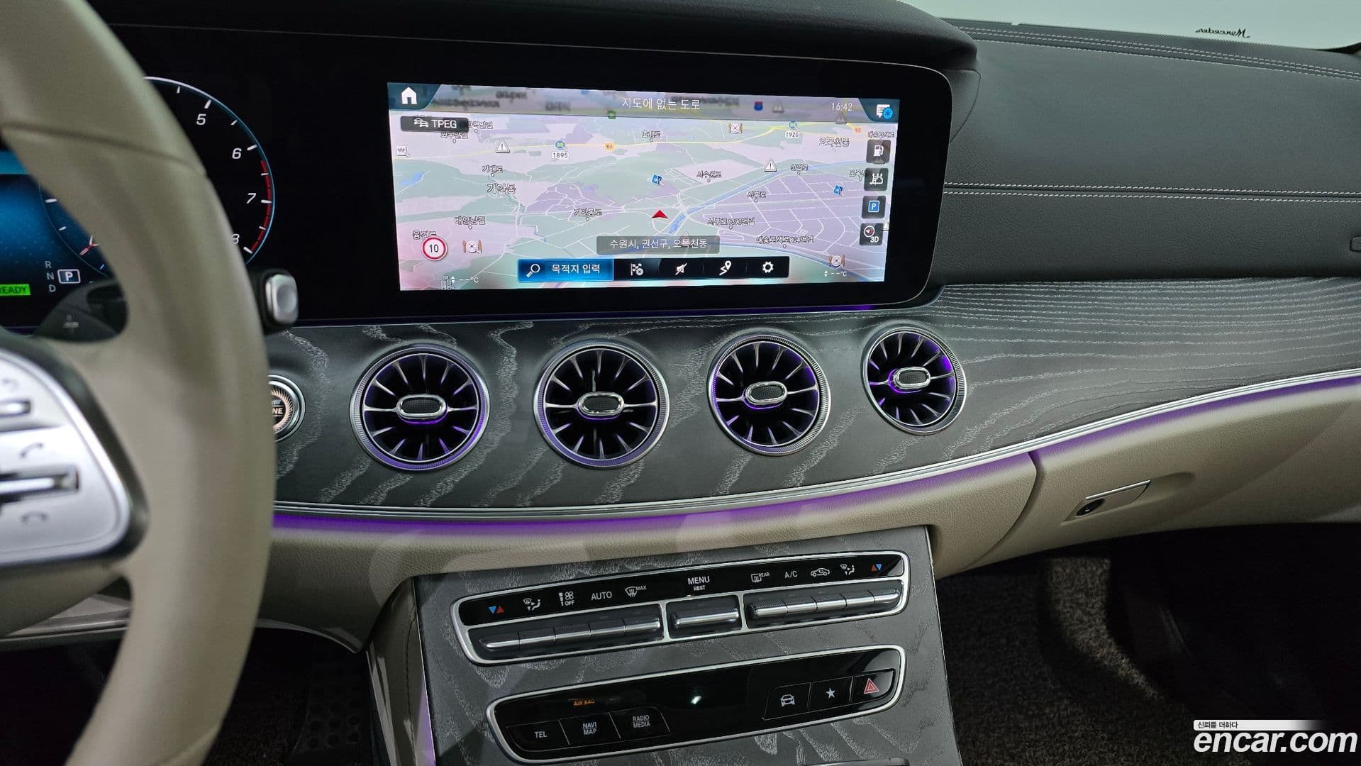 Main__Slider__Photo:CLS-Class Mercedes-Benz 2021.6-13